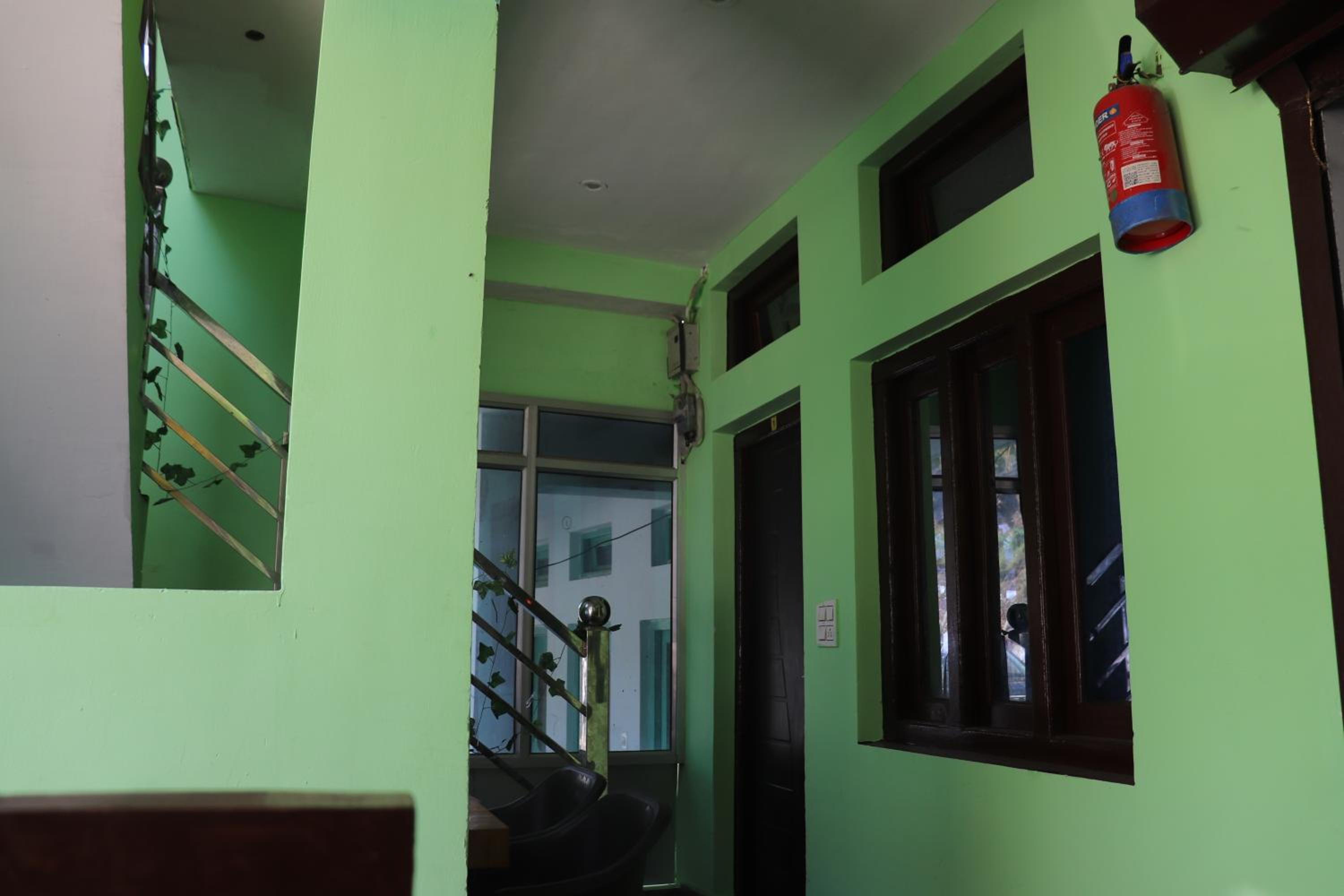 Pahadi Musafir Hotel and Cafe view 2