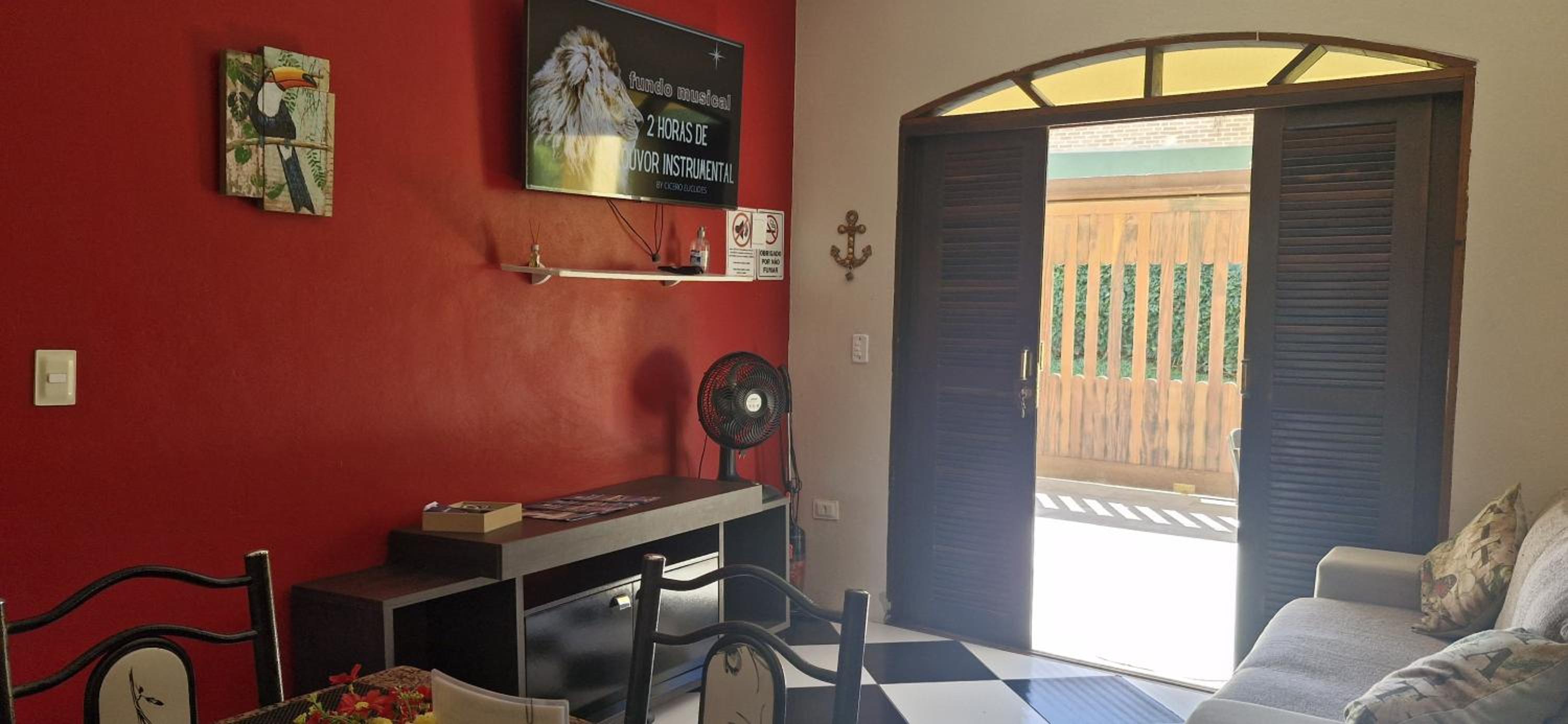 Casa Pouso Aconchego Para Ti - pertinho de Trindade com conforto e churrasqueira