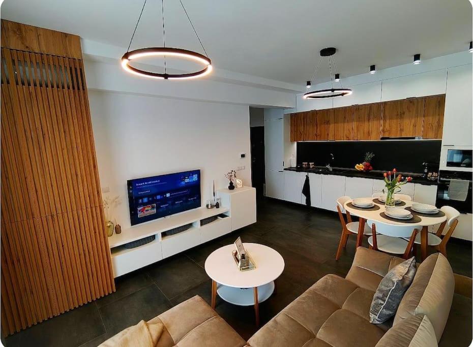 AYS ApartHotel