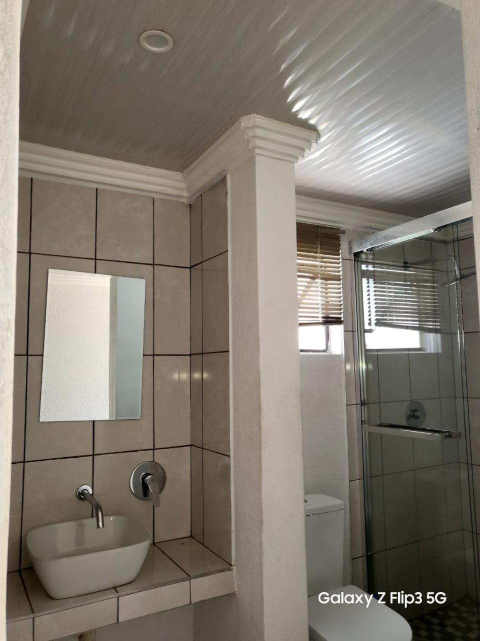 Vegas Guesthouse