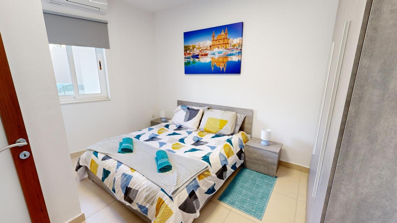 Lovely Seaside Apt Balluta Bay photo 2