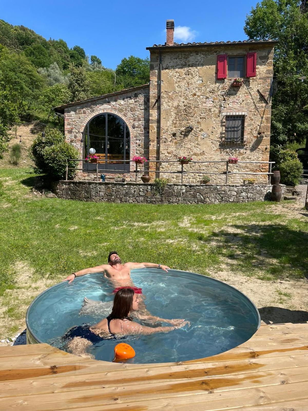 Casa nel bosco il Grottone