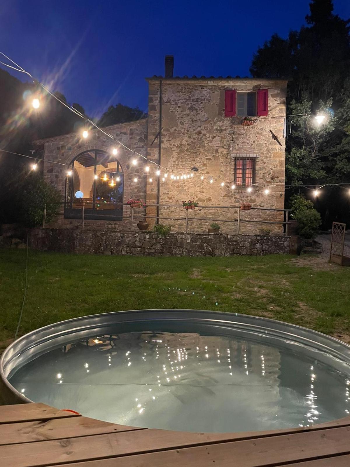 Casa nel bosco il Grottone