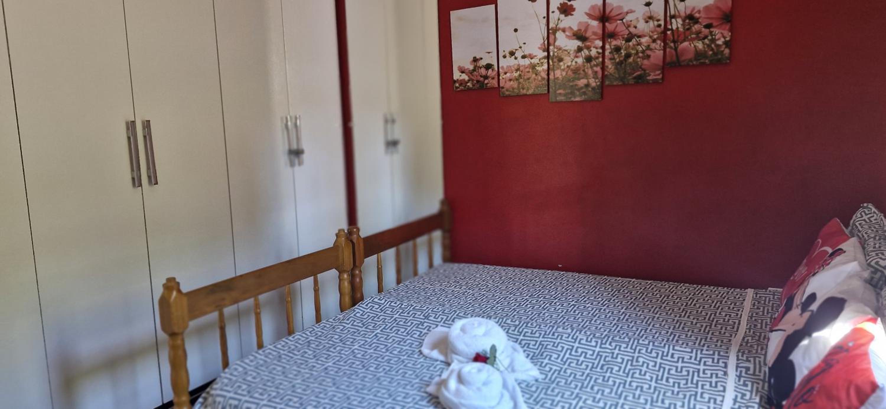 Casa Pouso Aconchego Para Ti - pertinho de Trindade com conforto e churrasqueira