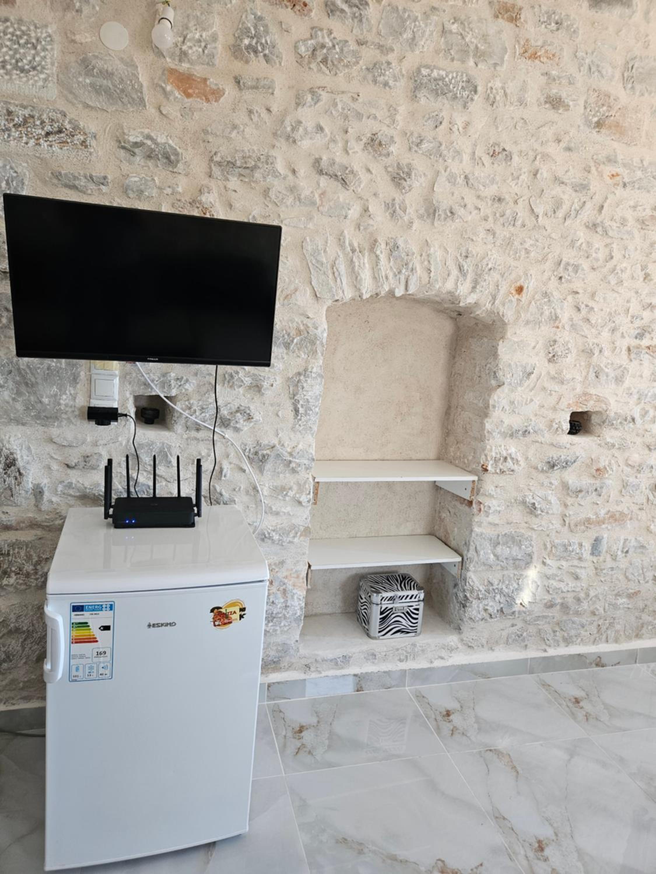 Rigas stone tower east Mani 1 view 5