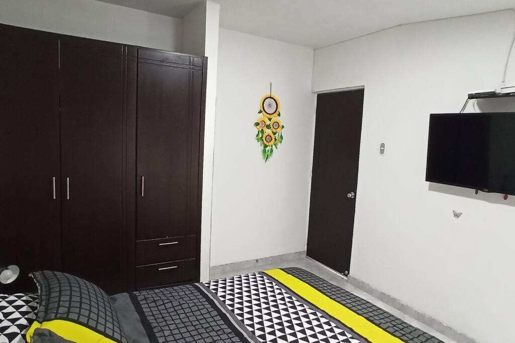 Apartamento completo cerca a embajada 3