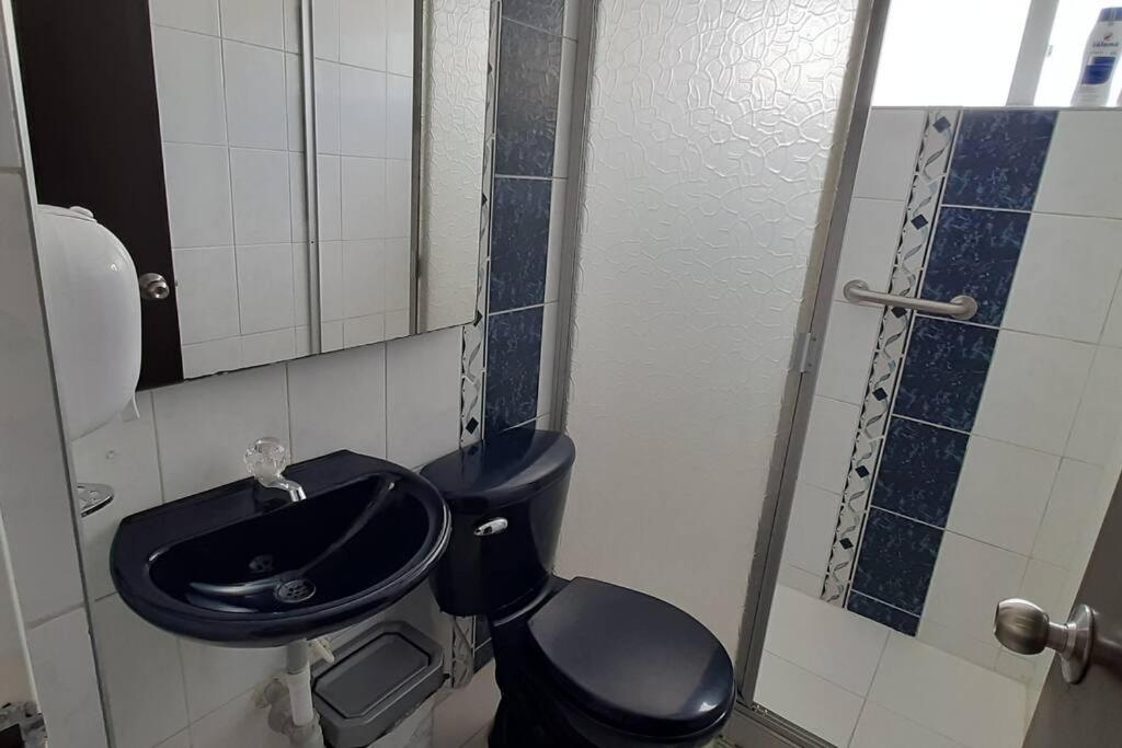 Apartamento completo cerca a embajada 3