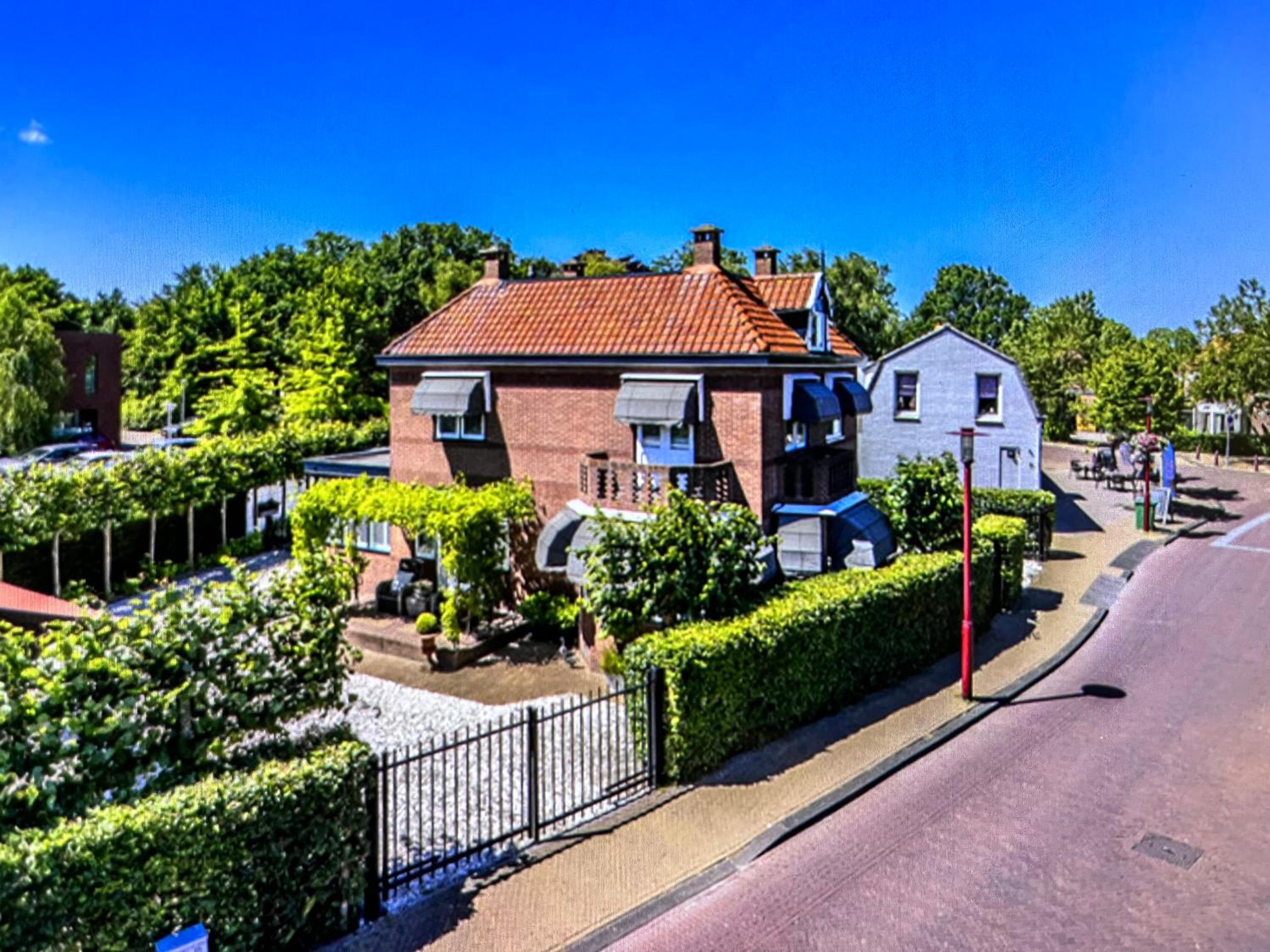 Vrijstaande villa op 10 min fietsen van strand view 2