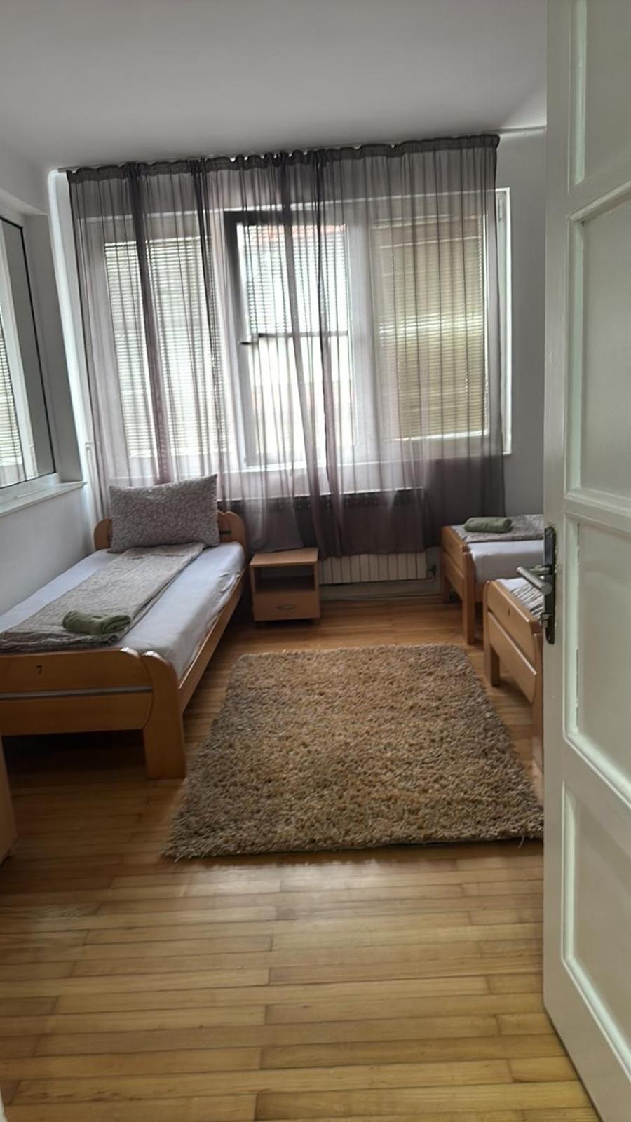 Elma Apartments
