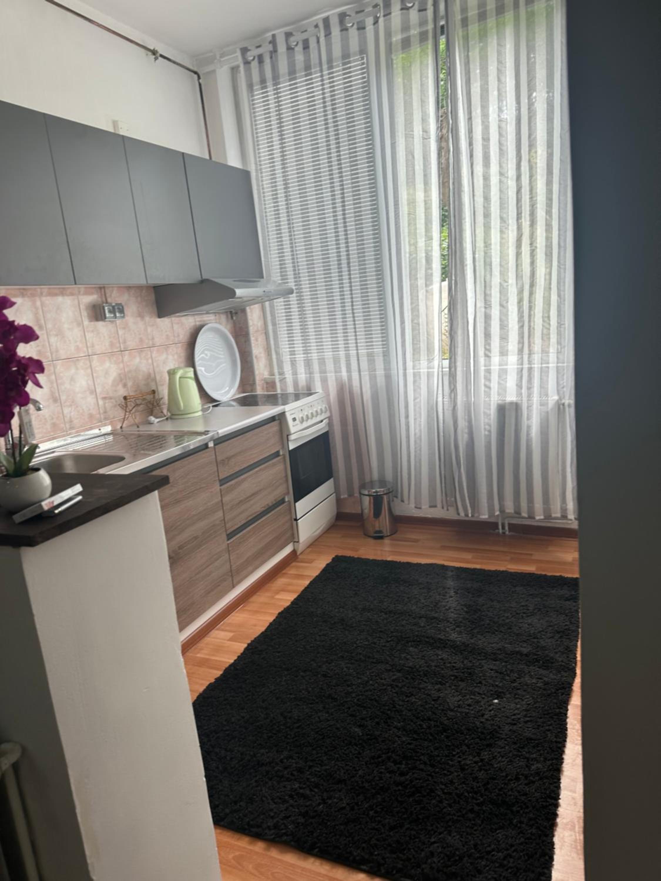 Elma Apartments