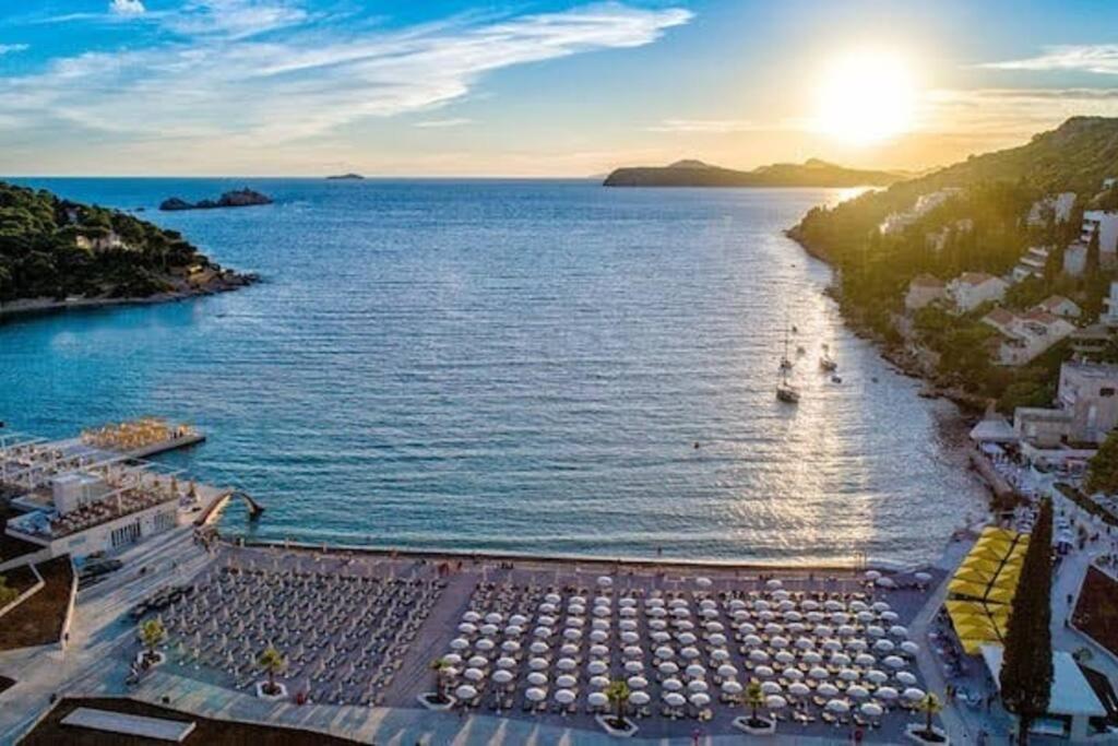 Beachfront Dubrovnik Villa