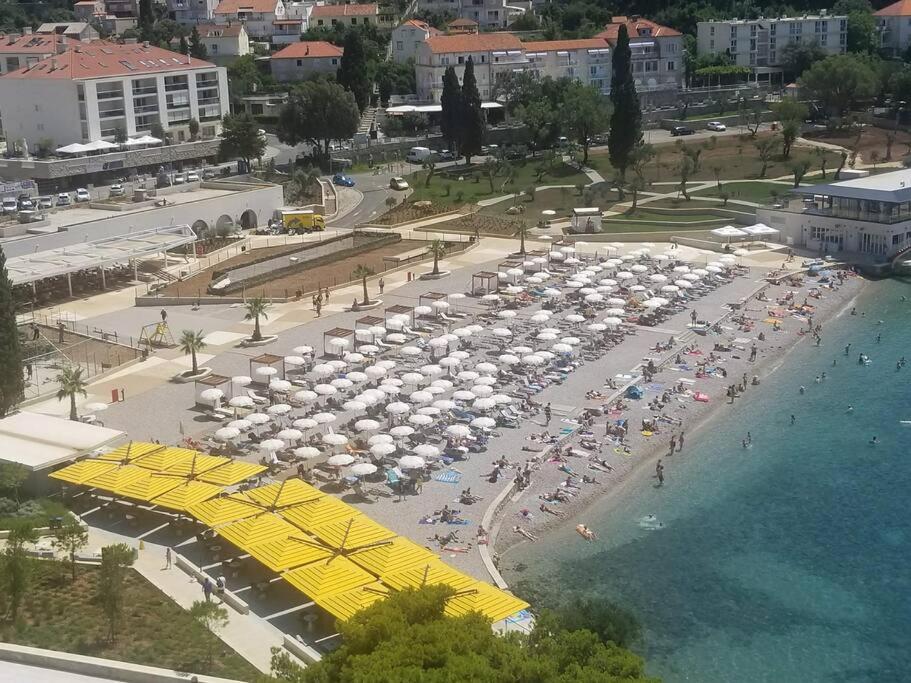 Beachfront Dubrovnik Villa