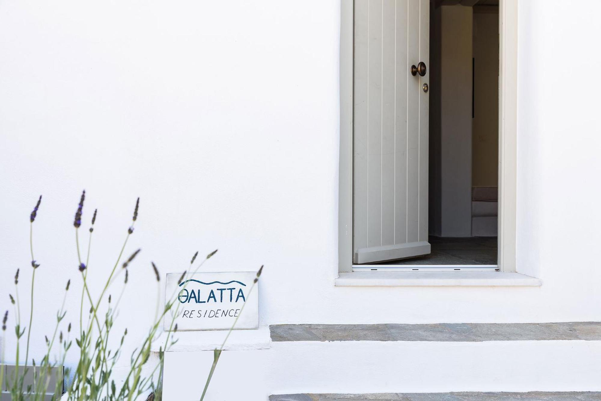 Thalatta Residence Paros