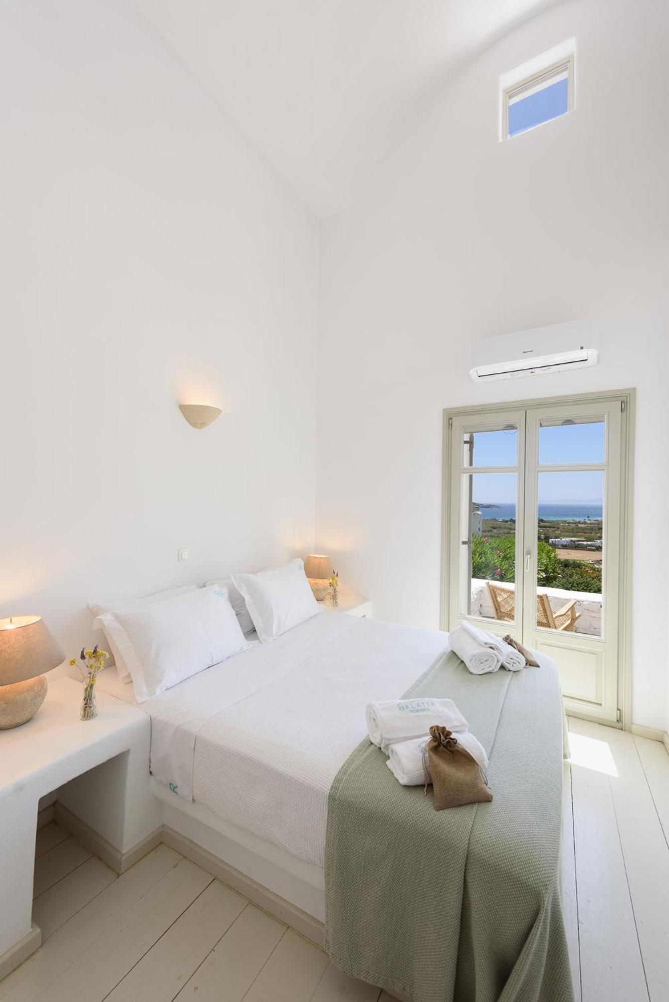Thalatta Residence Paros