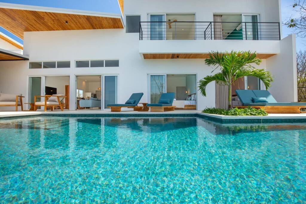 Stylish ocean view Villa Blume at Hermosa Hills