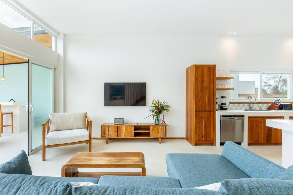 Stylish ocean view Villa Blume at Hermosa Hills