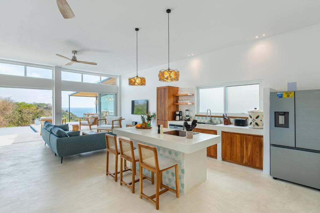 Stylish ocean view Villa Blume at Hermosa Hills