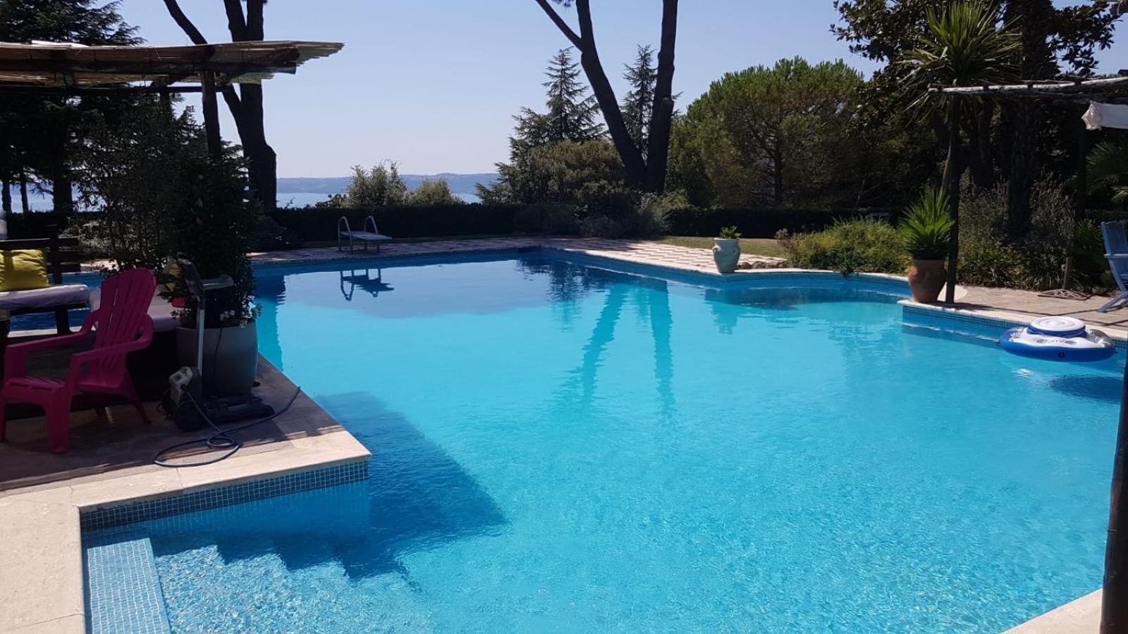 Almanuda Naturist Village