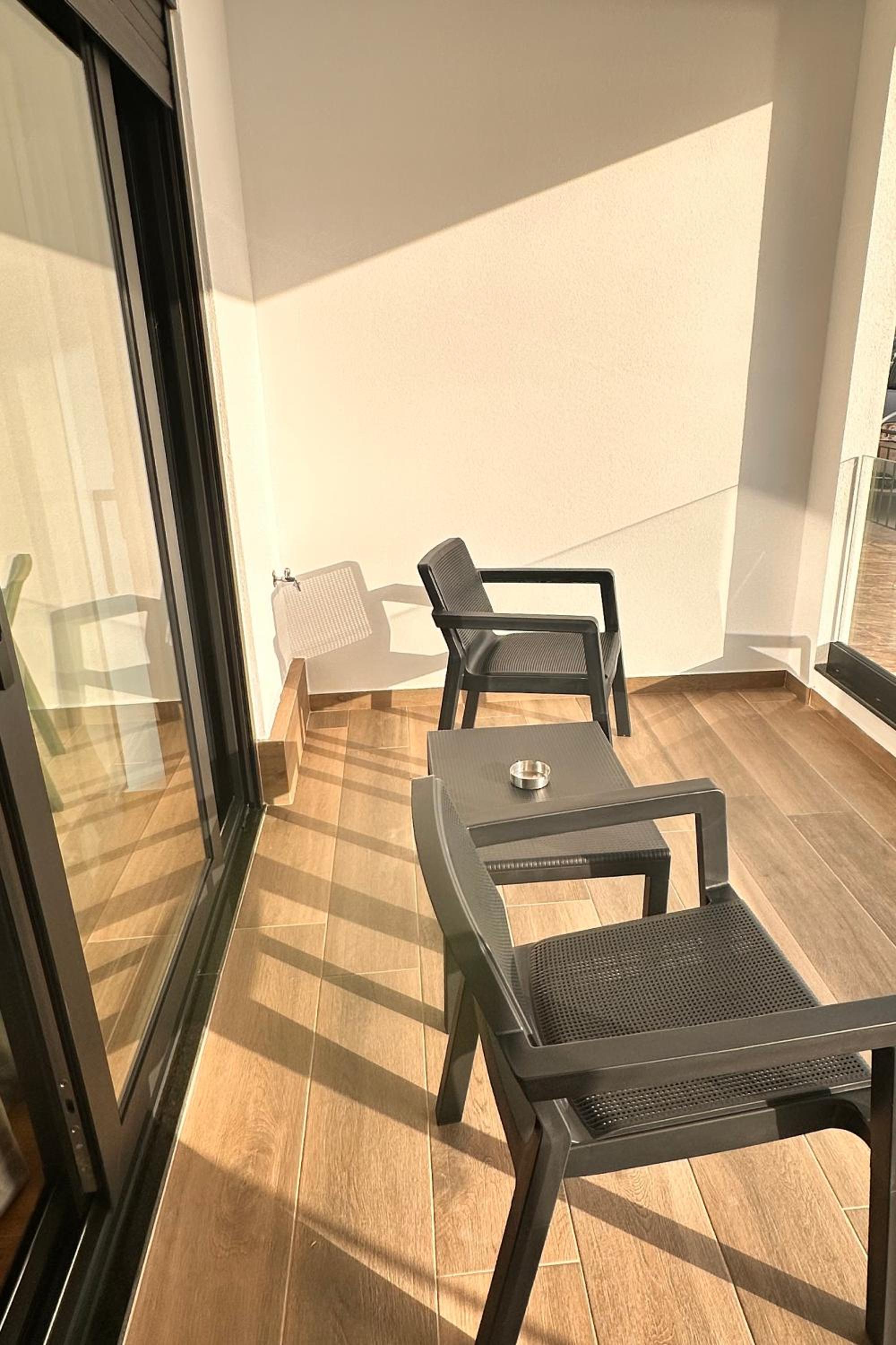 LOOKOUT Apartments 3