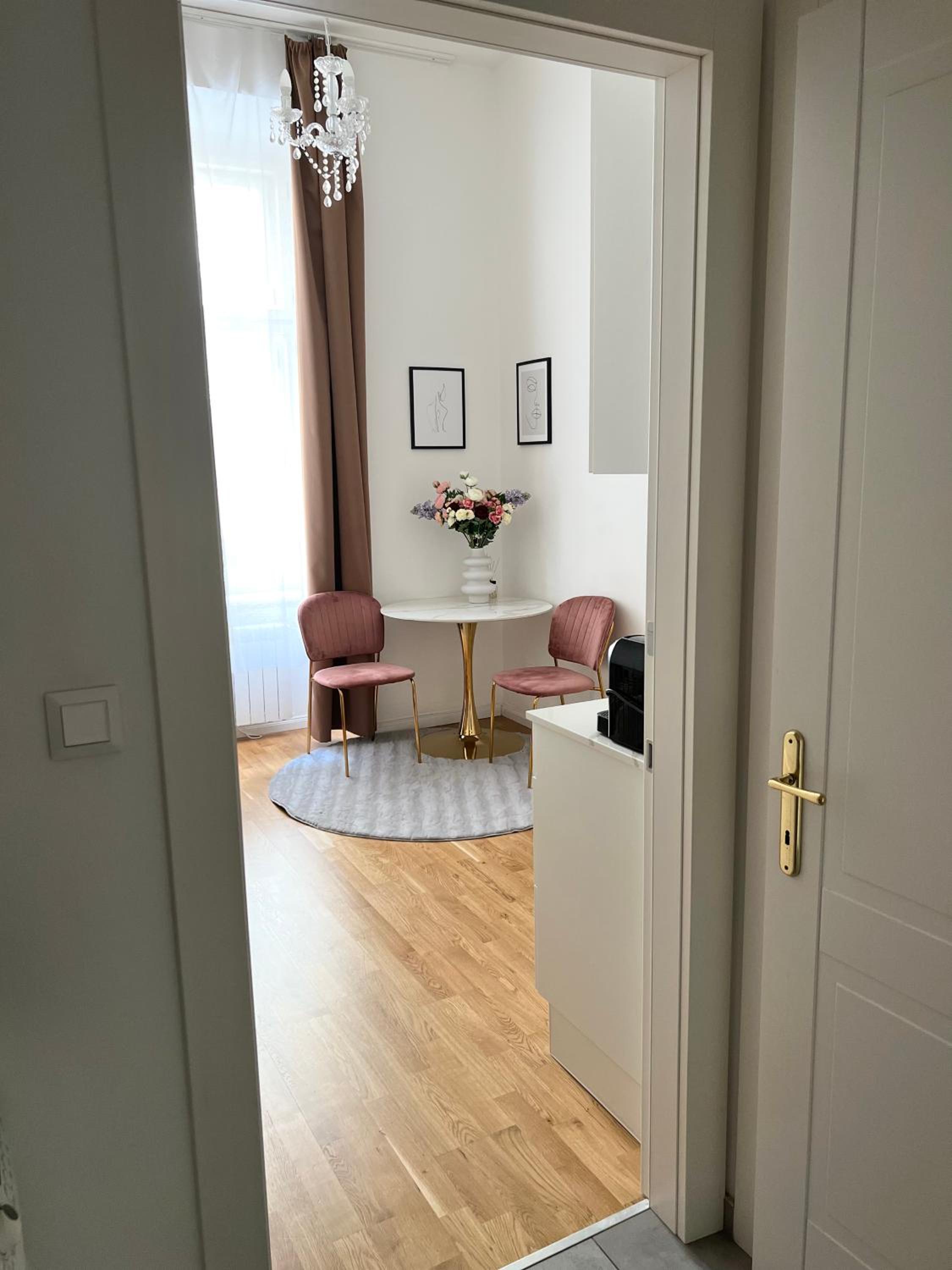 AngeloRoma Apartment in the center