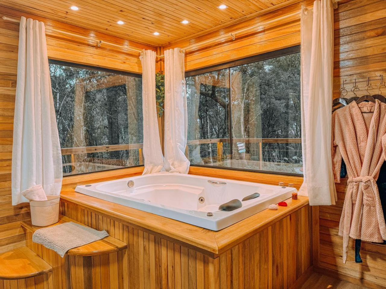 Cabana Romântica com Hidromassagem