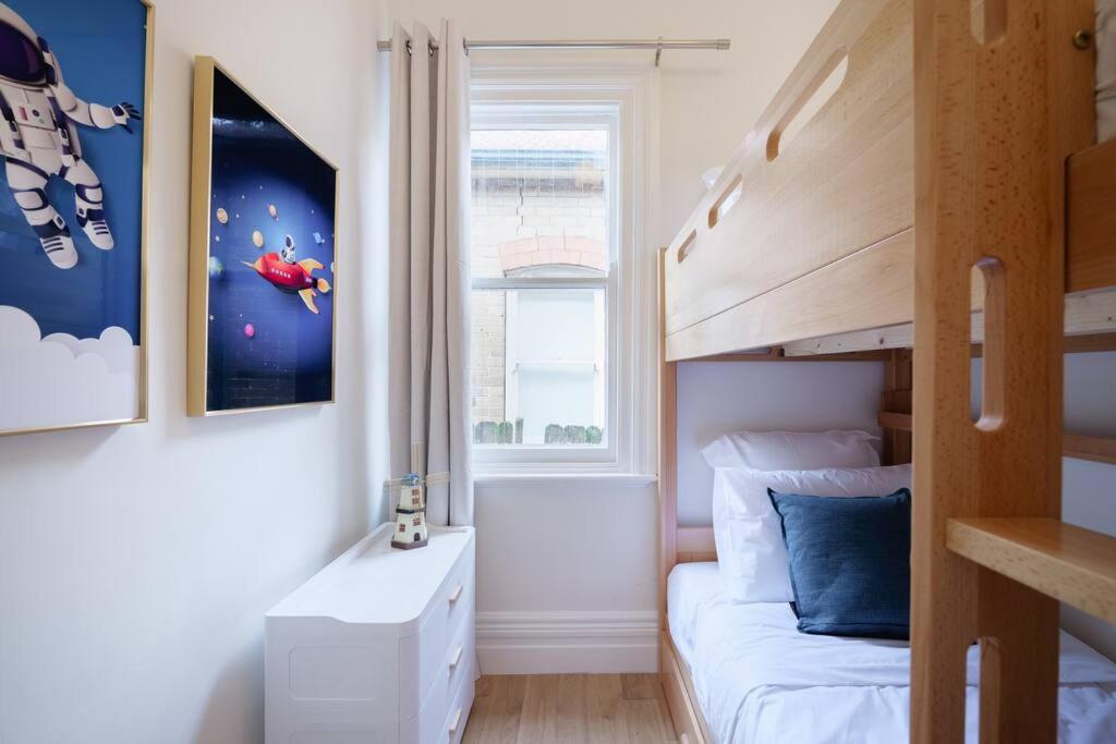 Cosy Federation Apartment Kirribilli 2 Bedroom #2