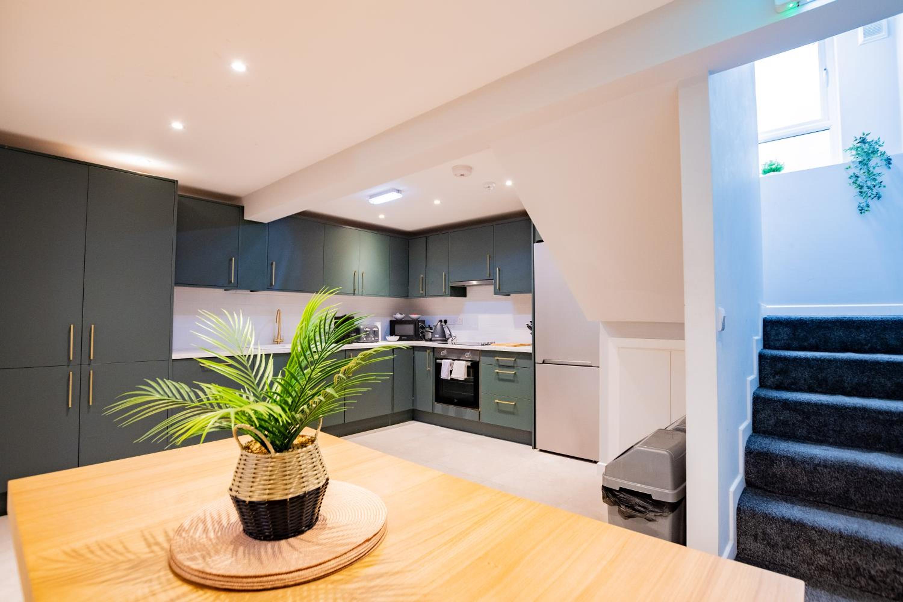 The Large Group House -Sleeps 21