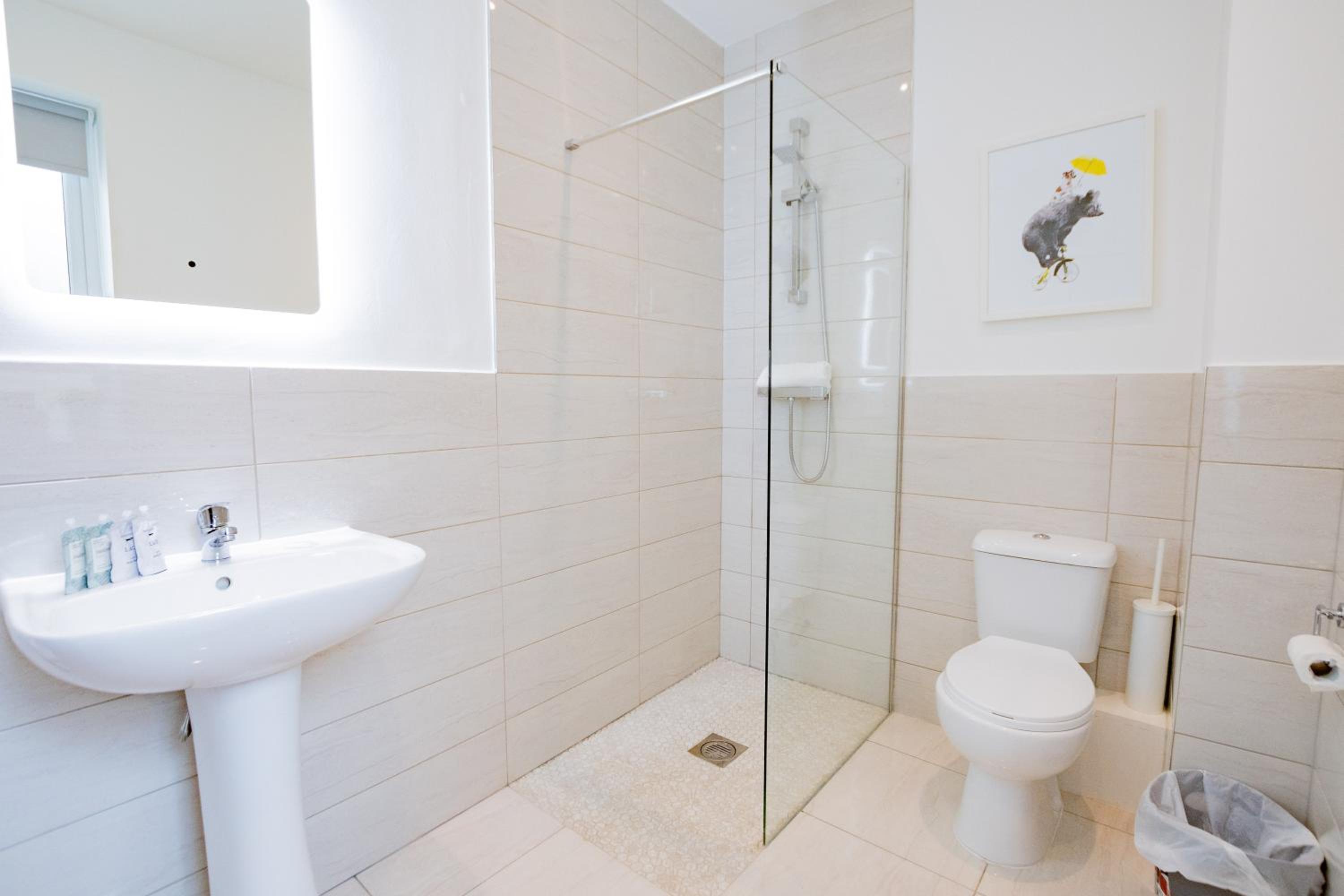 The Large Group House -Sleeps 21