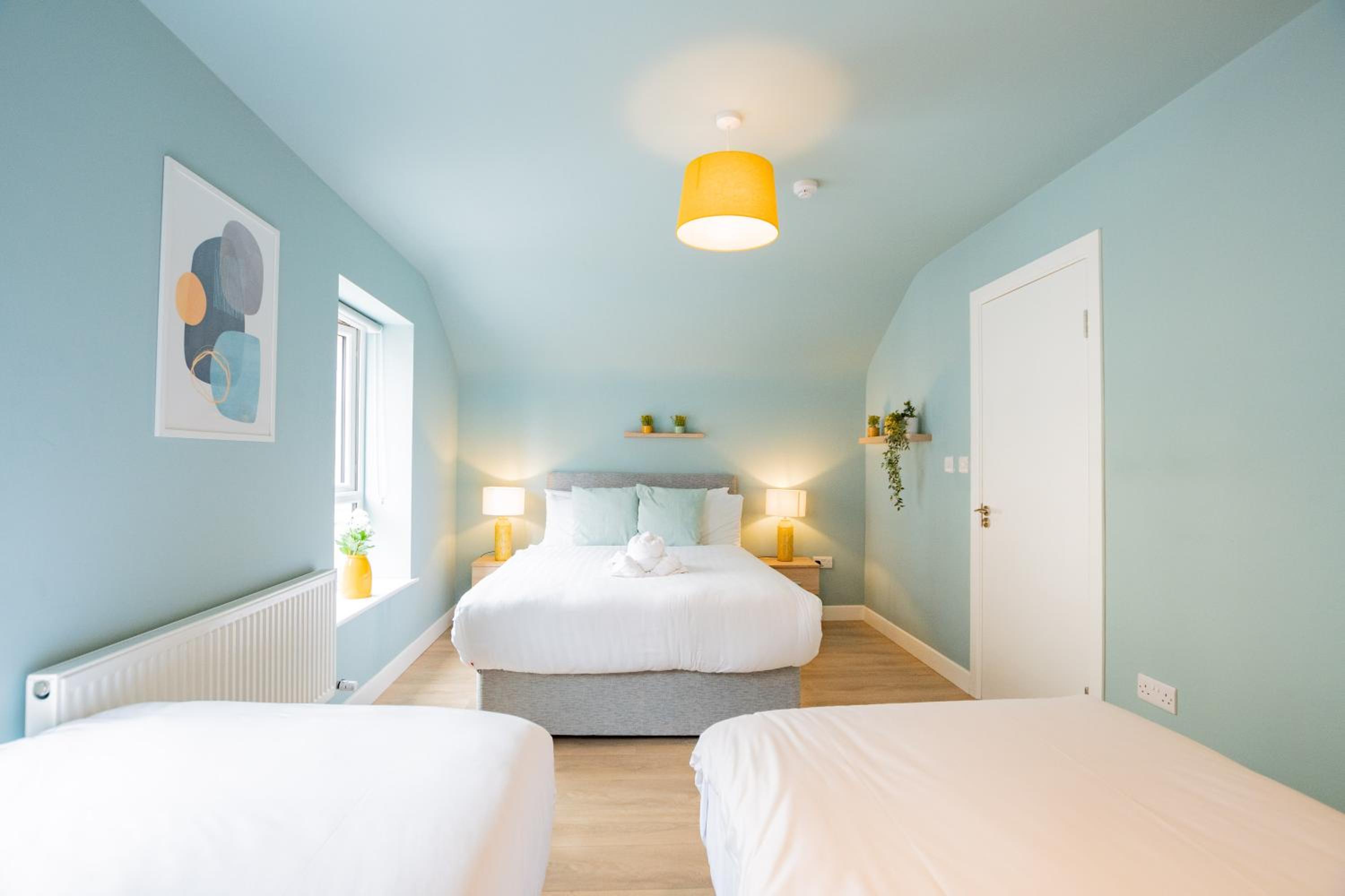 The Large Group House -Sleeps 21