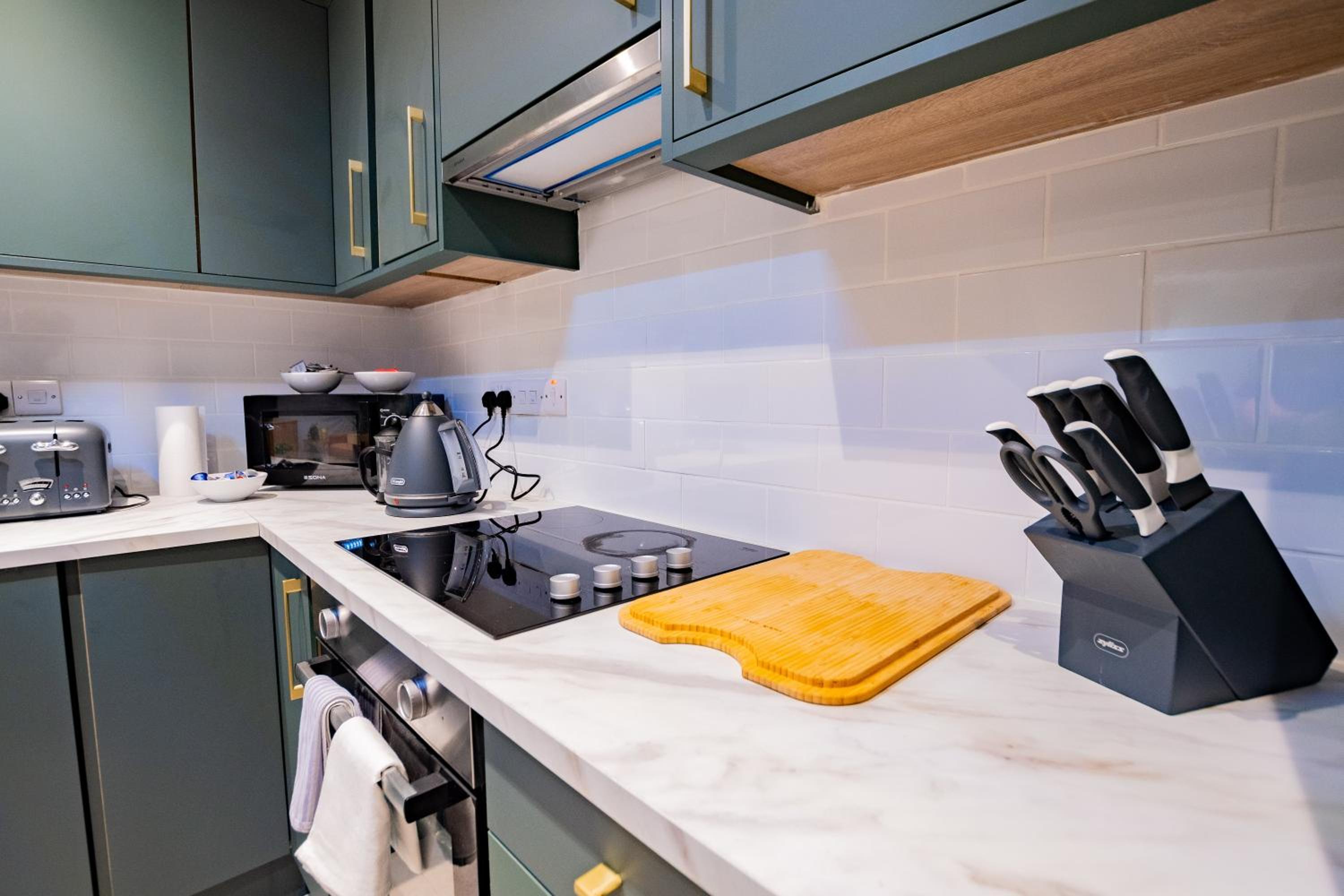 The Large Group House -Sleeps 21