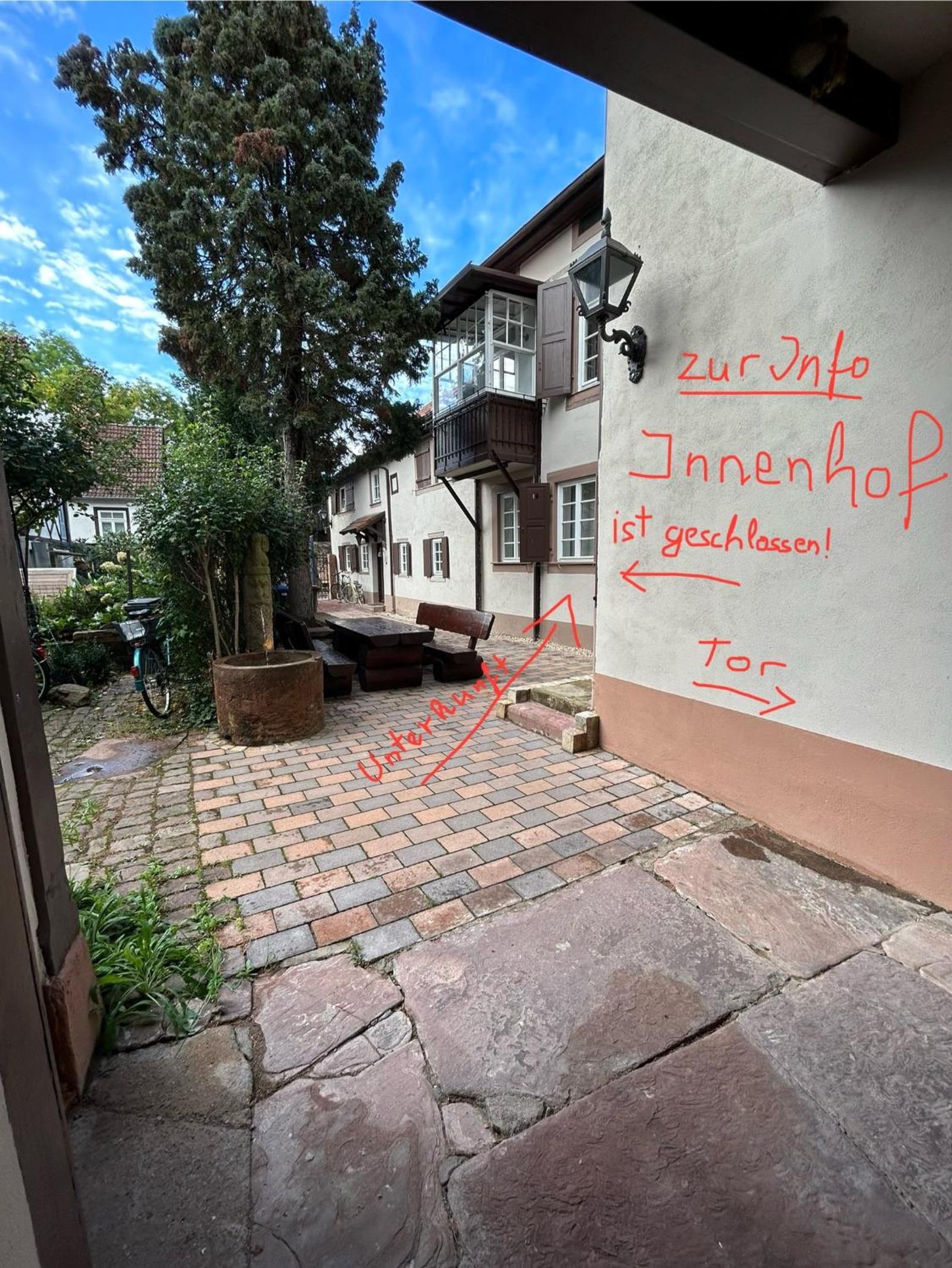 Exklusives Haus, ruhig gelegen im Innenhof, zentral, lichtdurchflutet Zustellbett,Babybett bei Bedarf