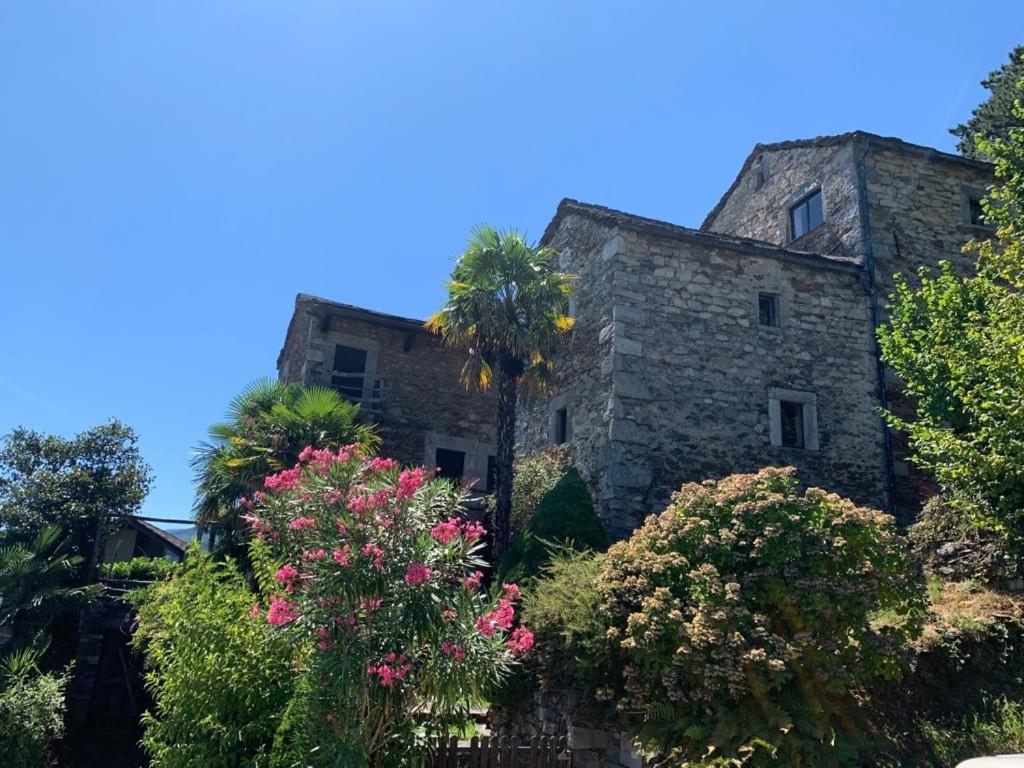 Beautiful small apartment with Lago Maggiore view
