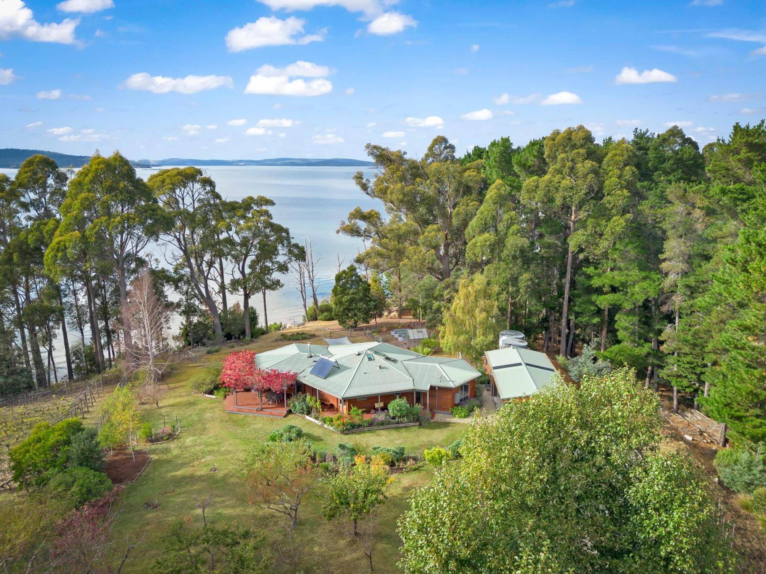 Blissful Birchs Bay - Gorgeous 3 Bedroom House