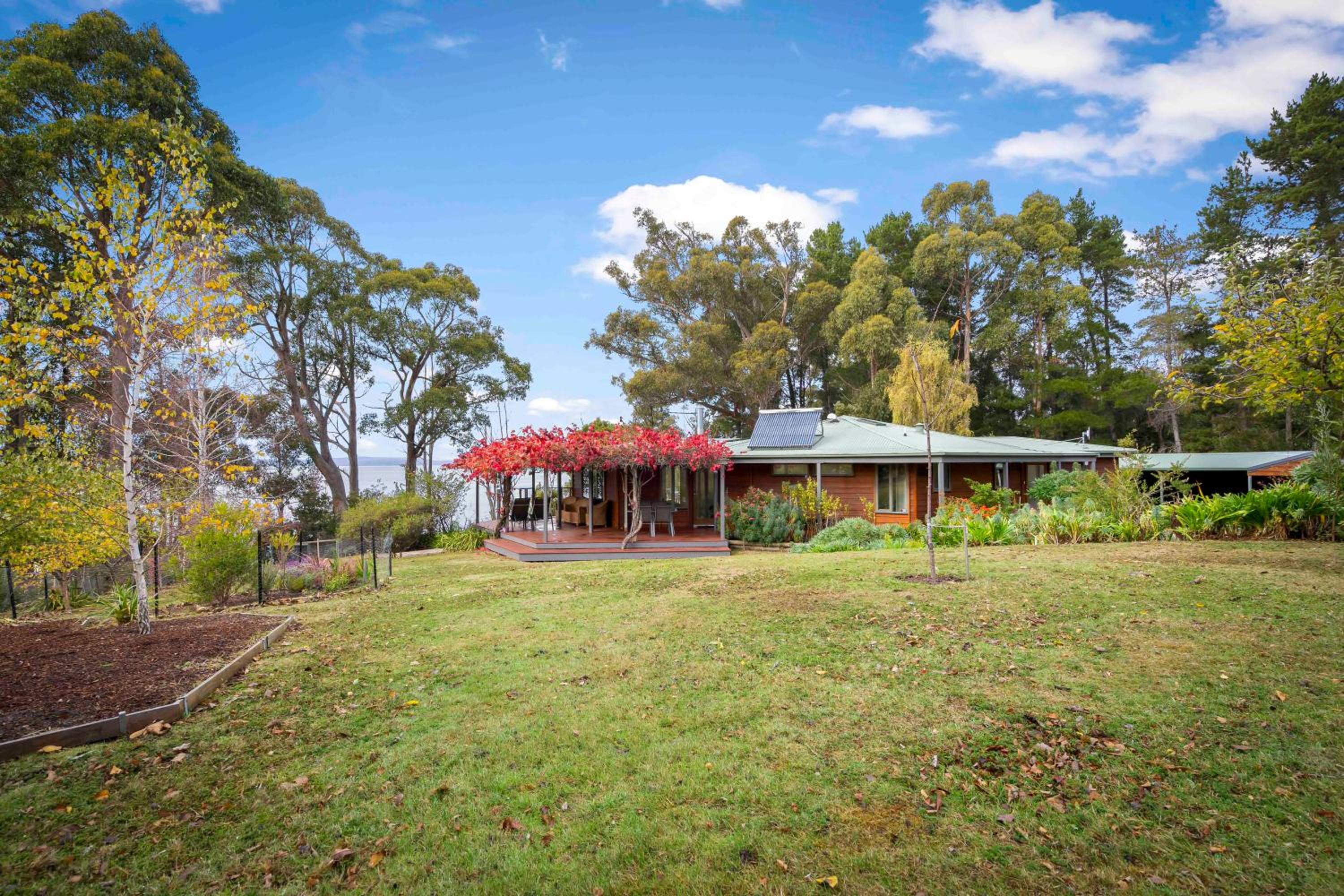 Blissful Birchs Bay - Gorgeous 3 Bedroom House