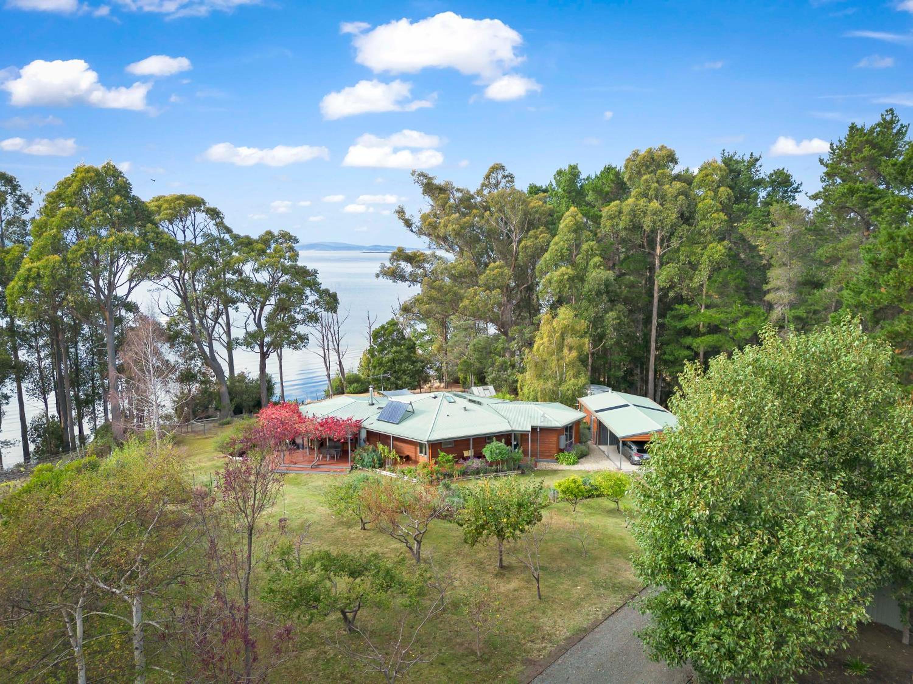 Blissful Birchs Bay - Gorgeous 3 Bedroom House