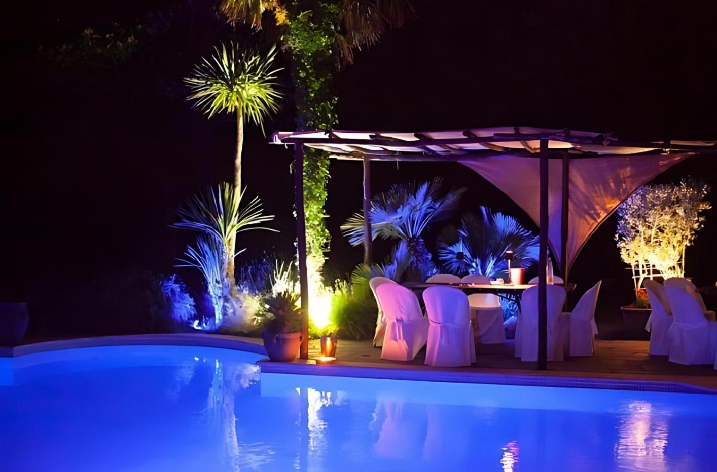 Almanuda Naturist Village
