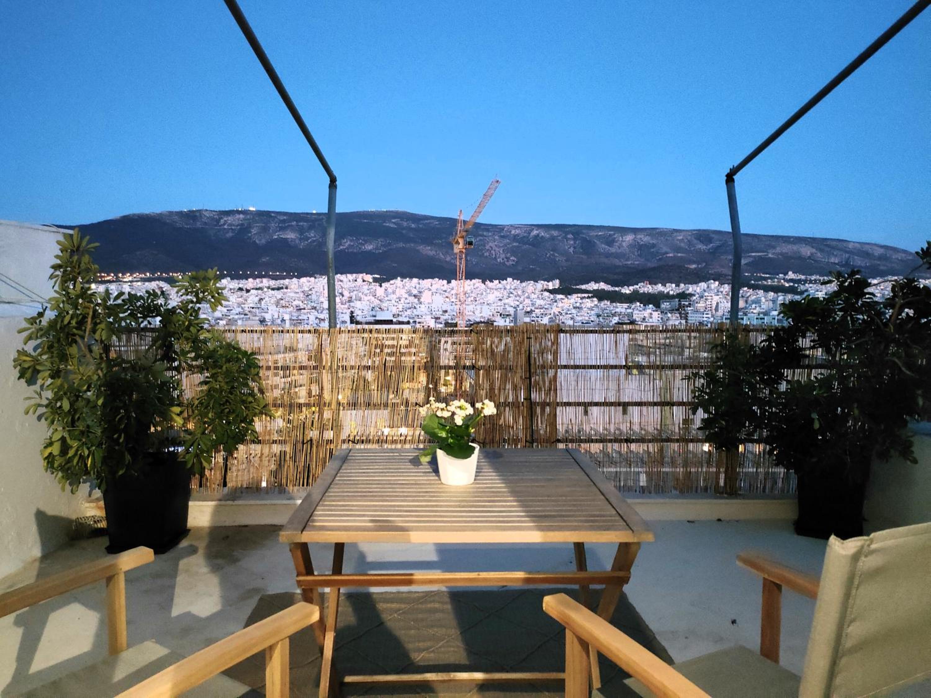 Lycabettus Sunshine Loft