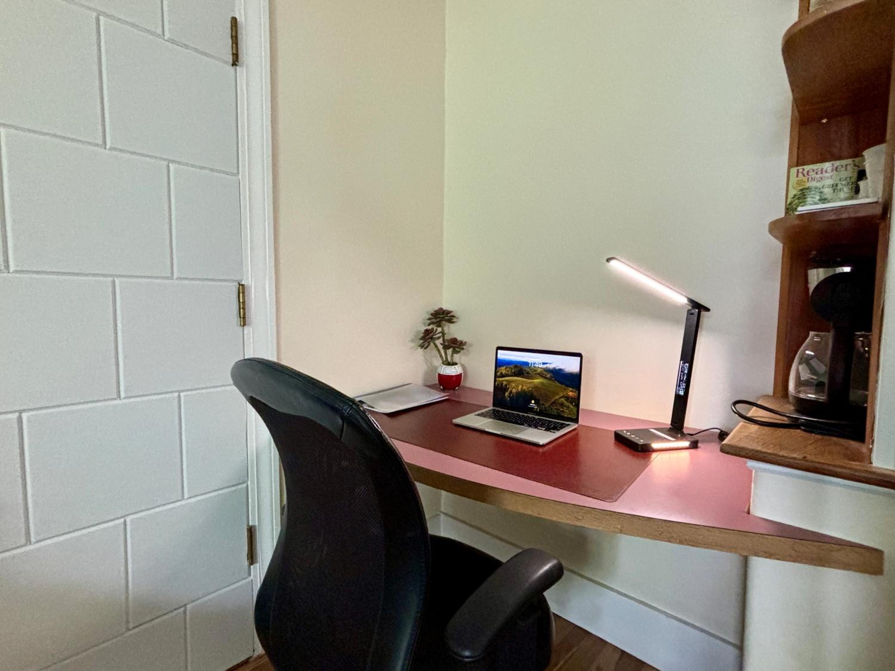 Traveler’s Den in Medford, photo 20