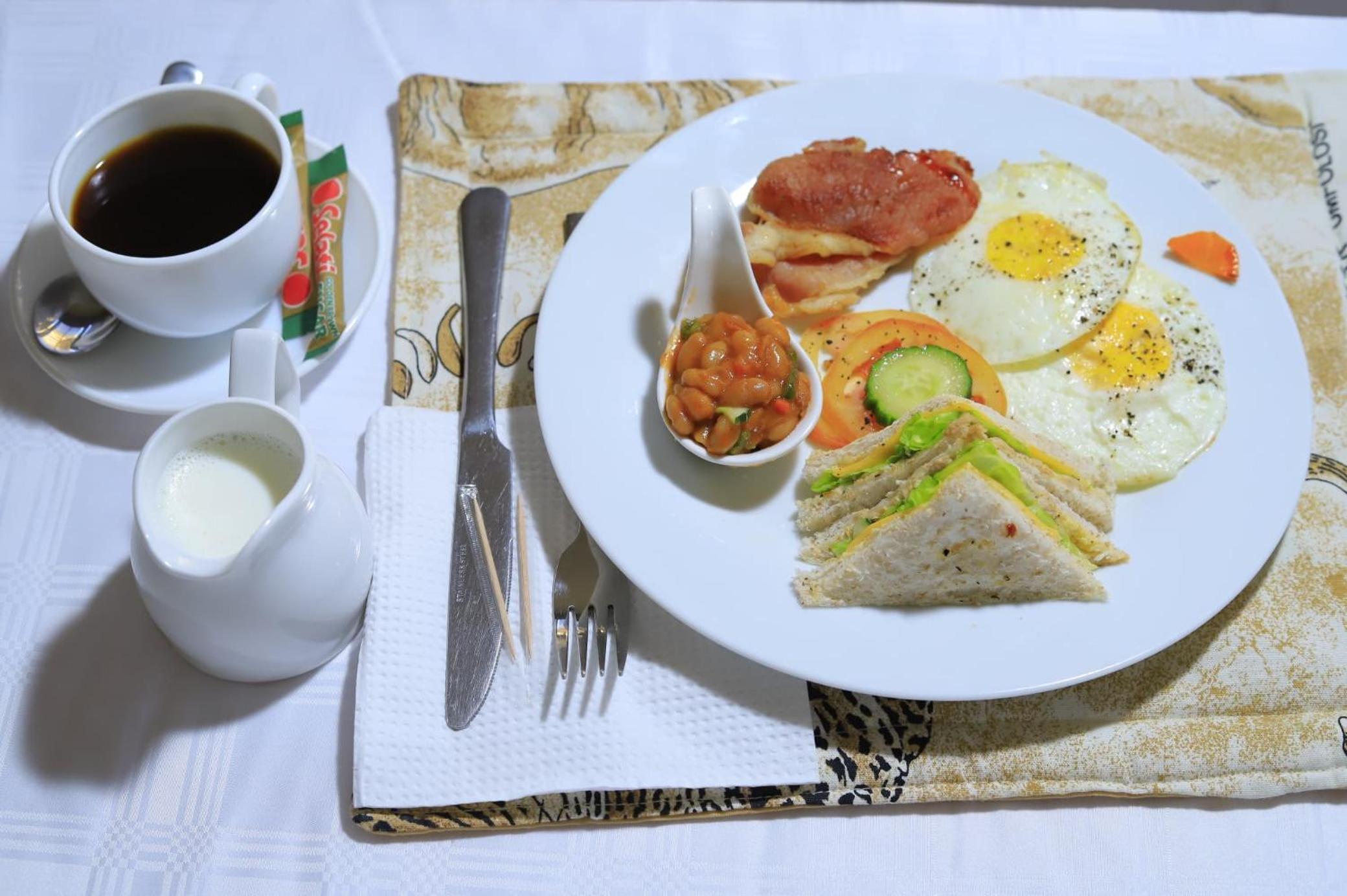 Etang Hotels