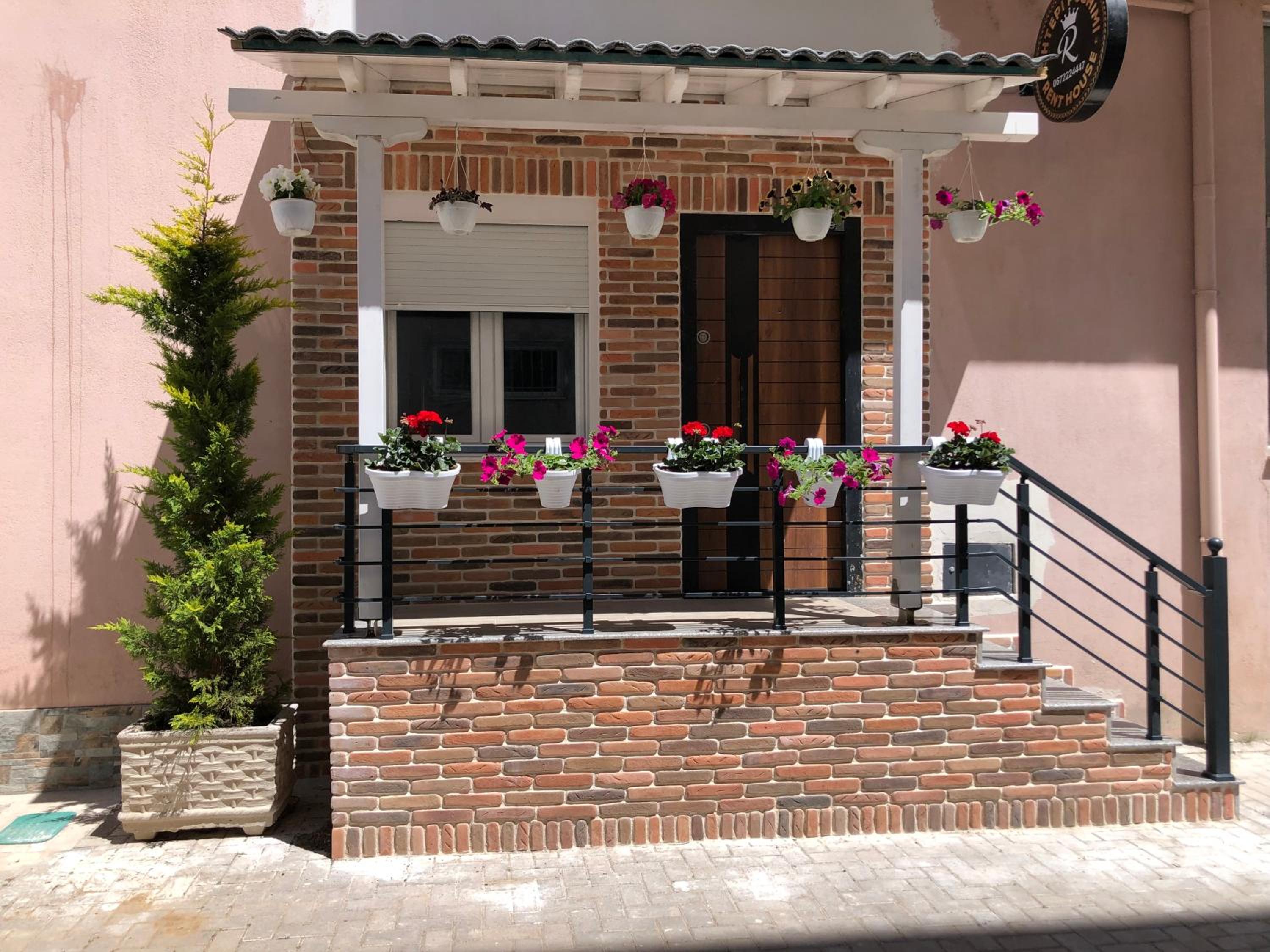 Rent Room 5 Rolandi Apartaments