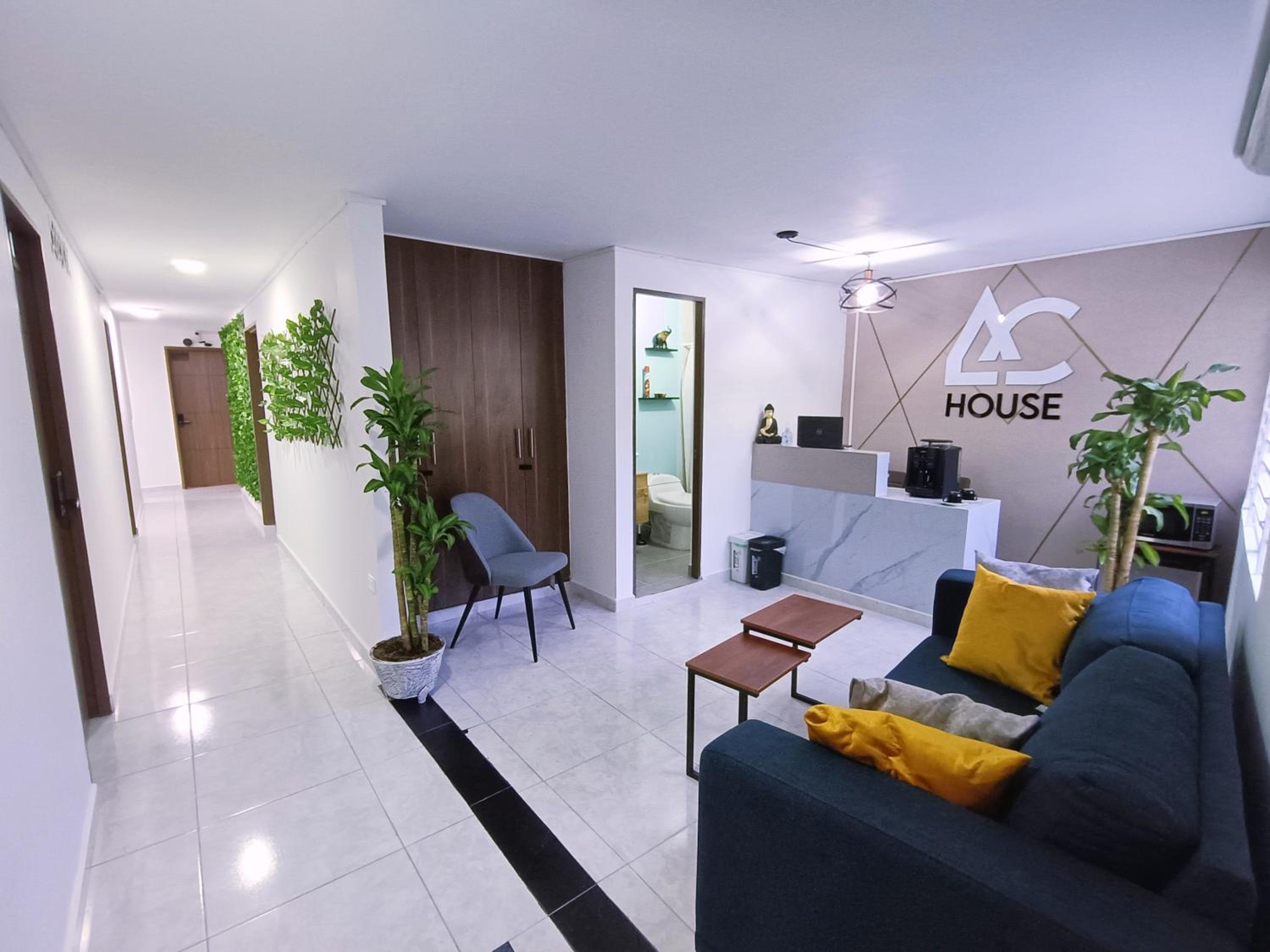 AC - House Laureles - Self Cheking
