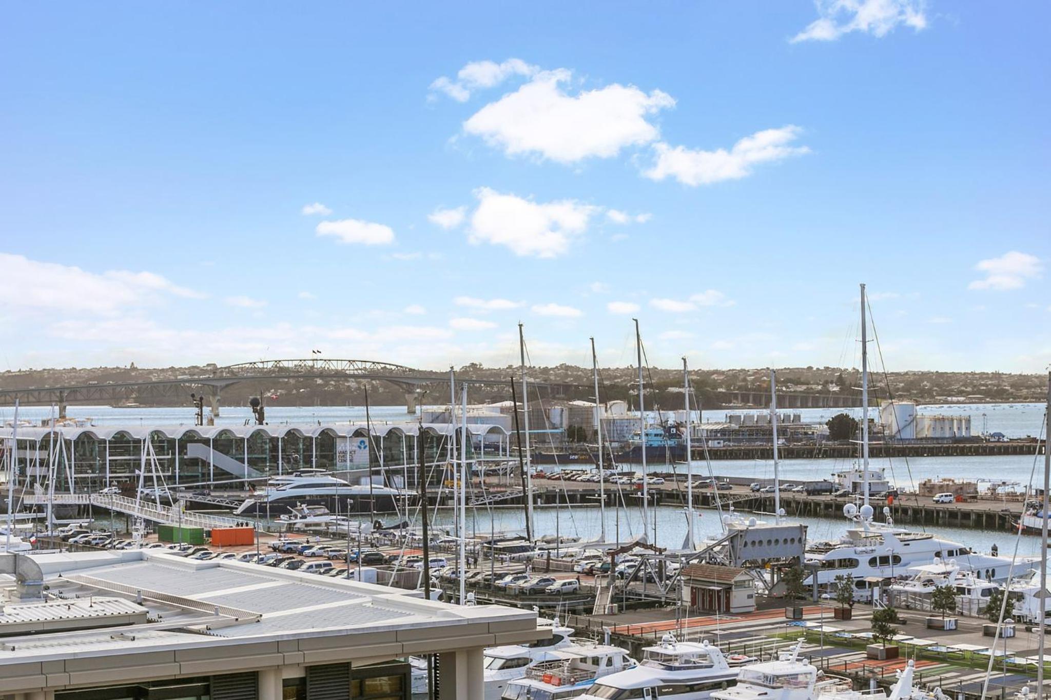 Customs Street Apartments by Urban Rest view 4