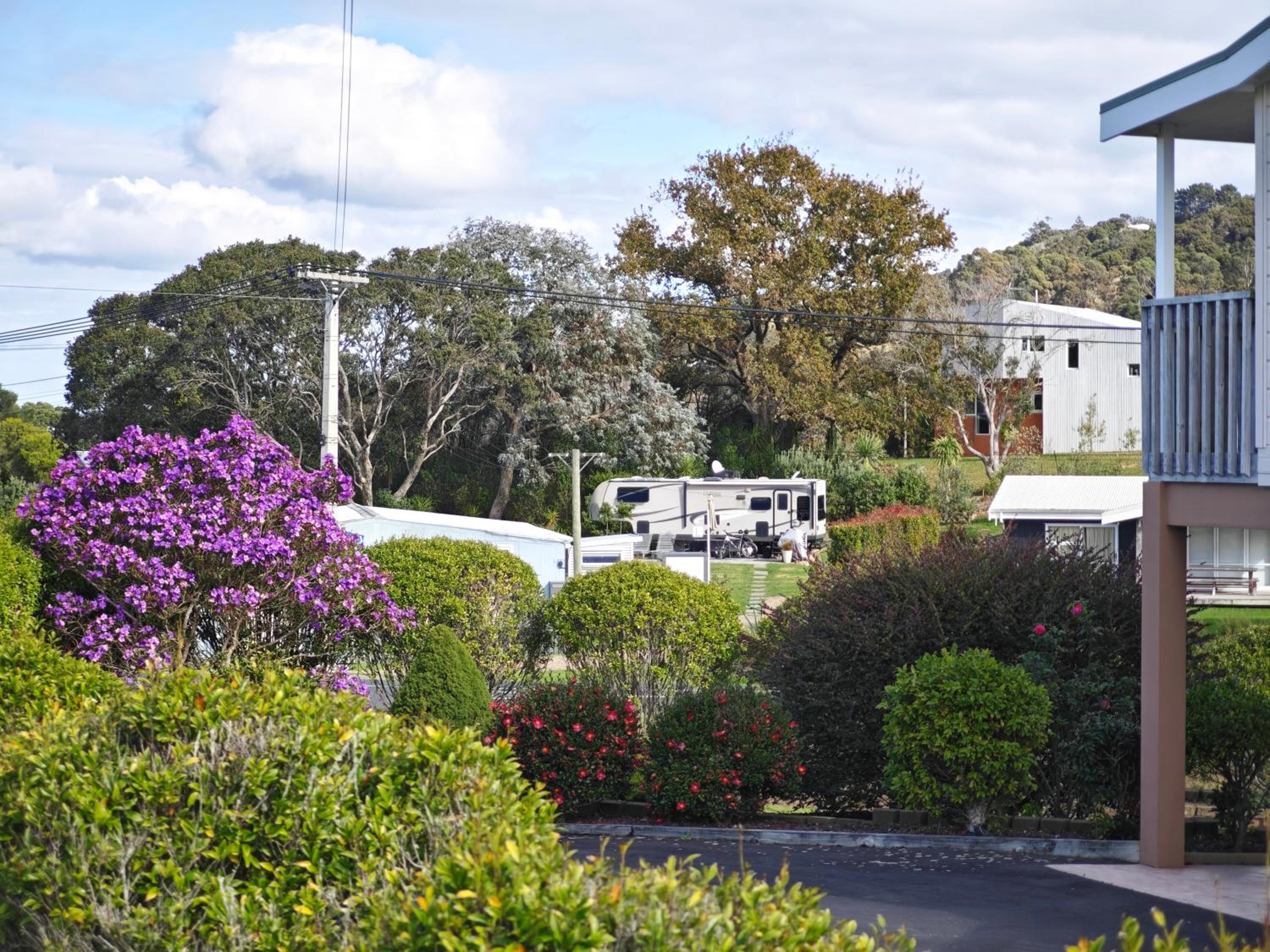 Oneroa Tui Garden - Be My Guest Waiheke