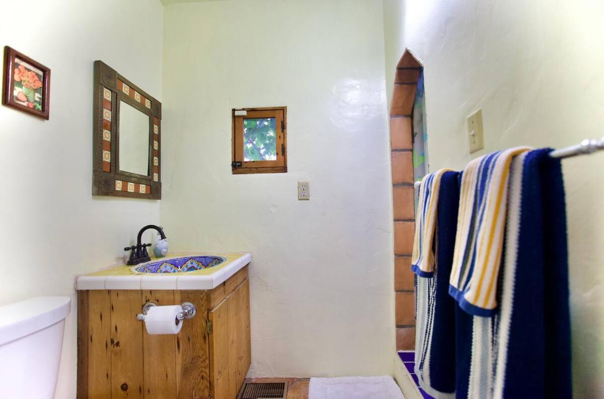 Chic Artist's Home - Mid City