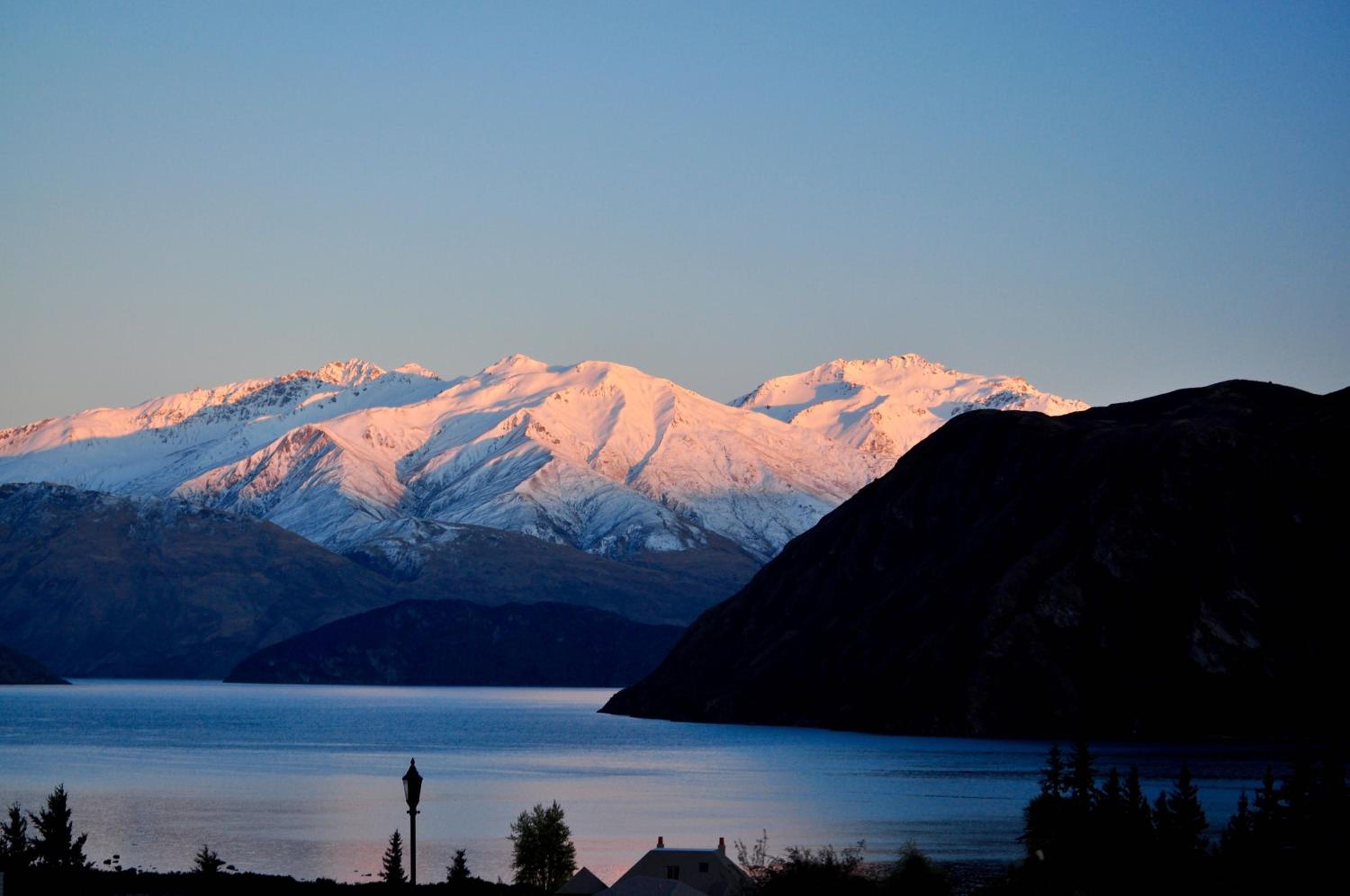 Tawhiri - tranquility, space and stunning views in paradise view 2