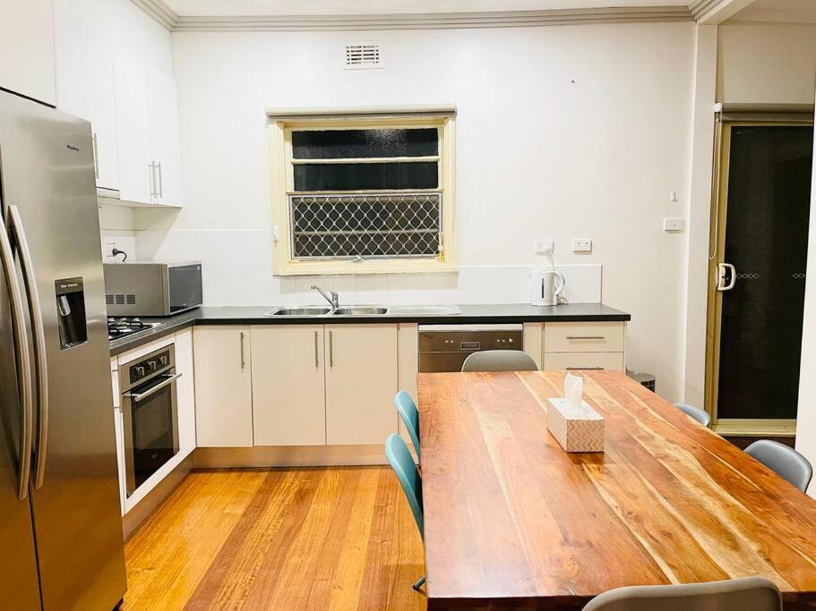 D115 Exquisite Natural Stay