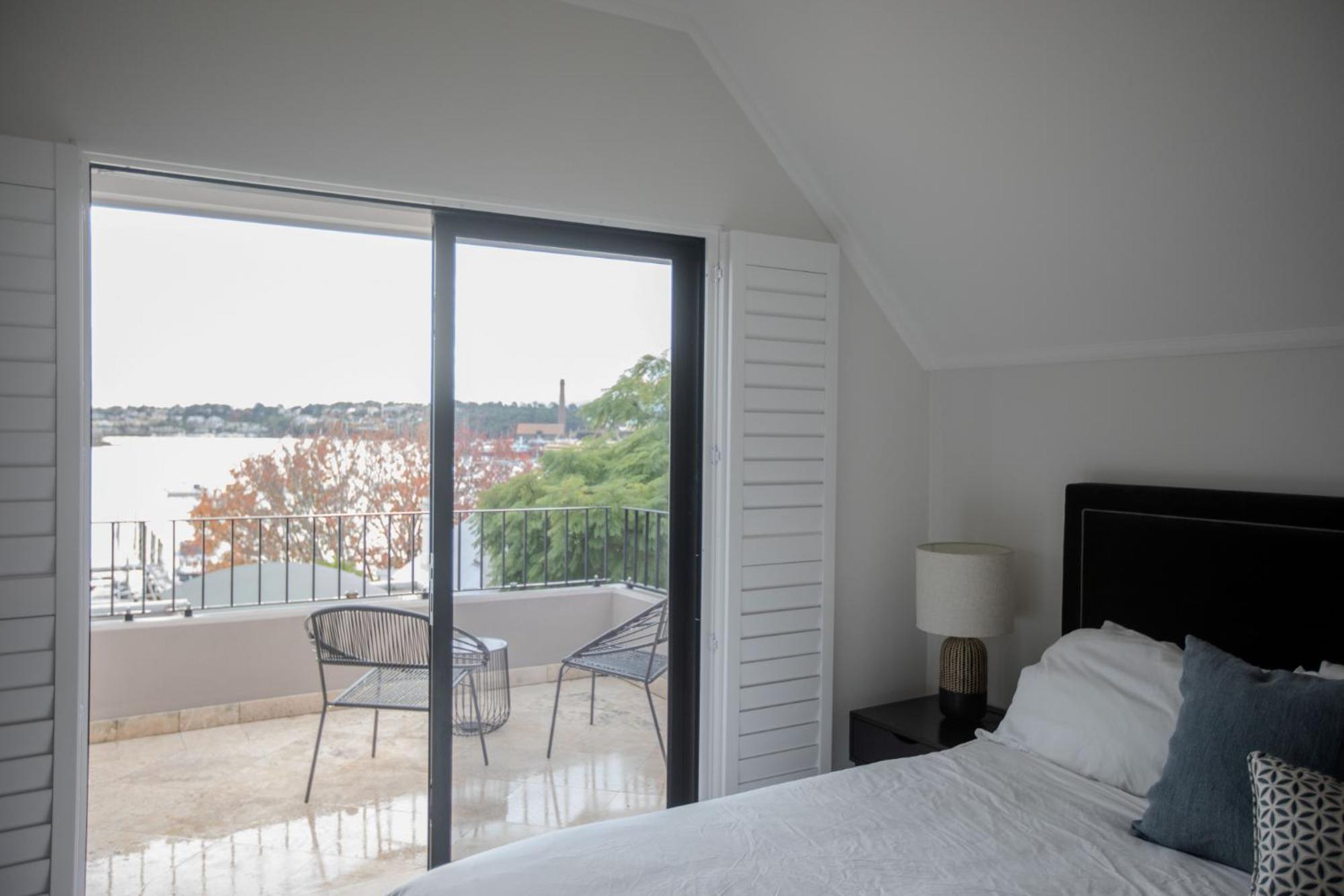 PHOE1-3B - Harbour Haven Townhouse