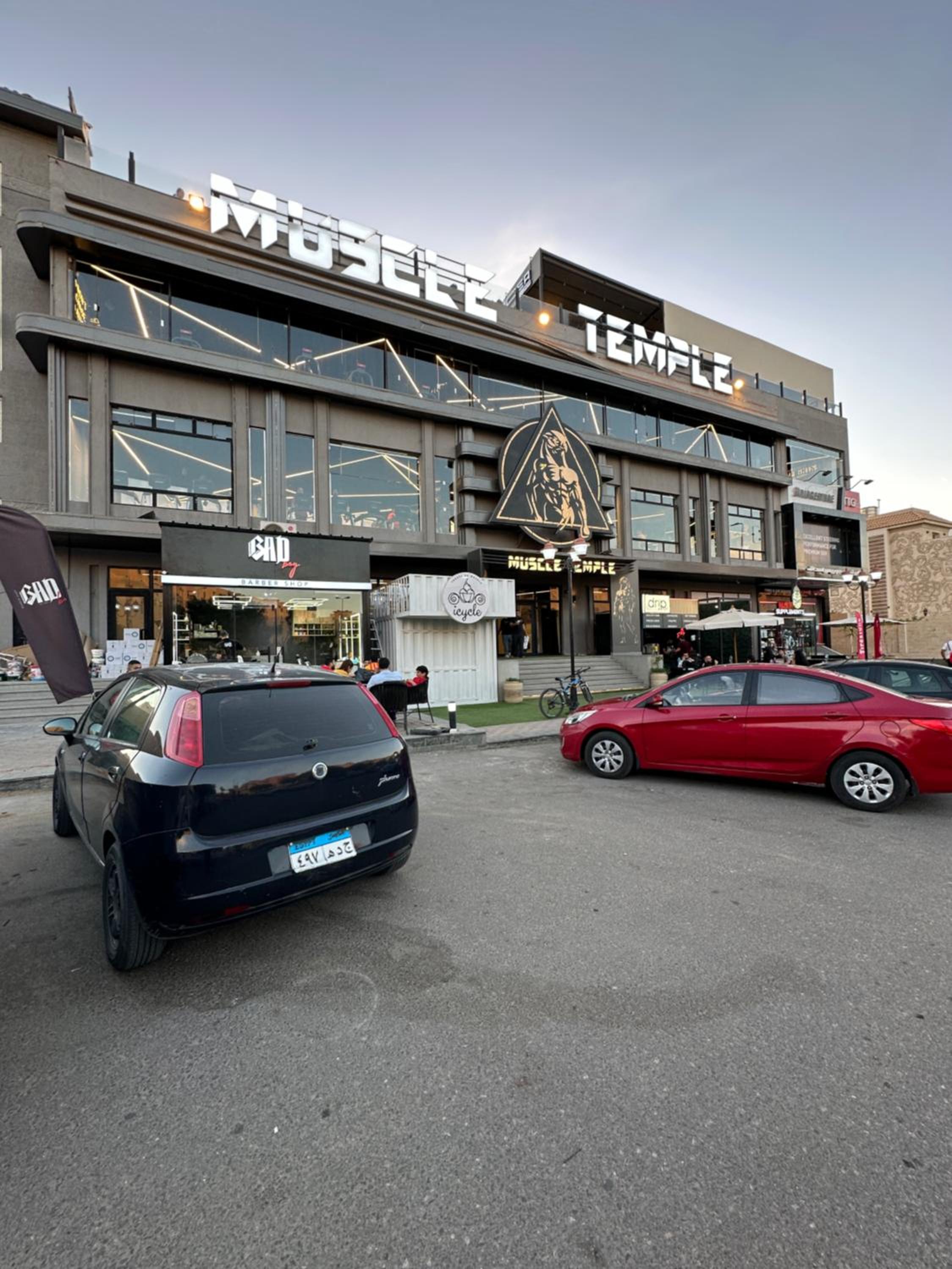 Renovated Spacious Apartment 3 Mins to Al-Rehab