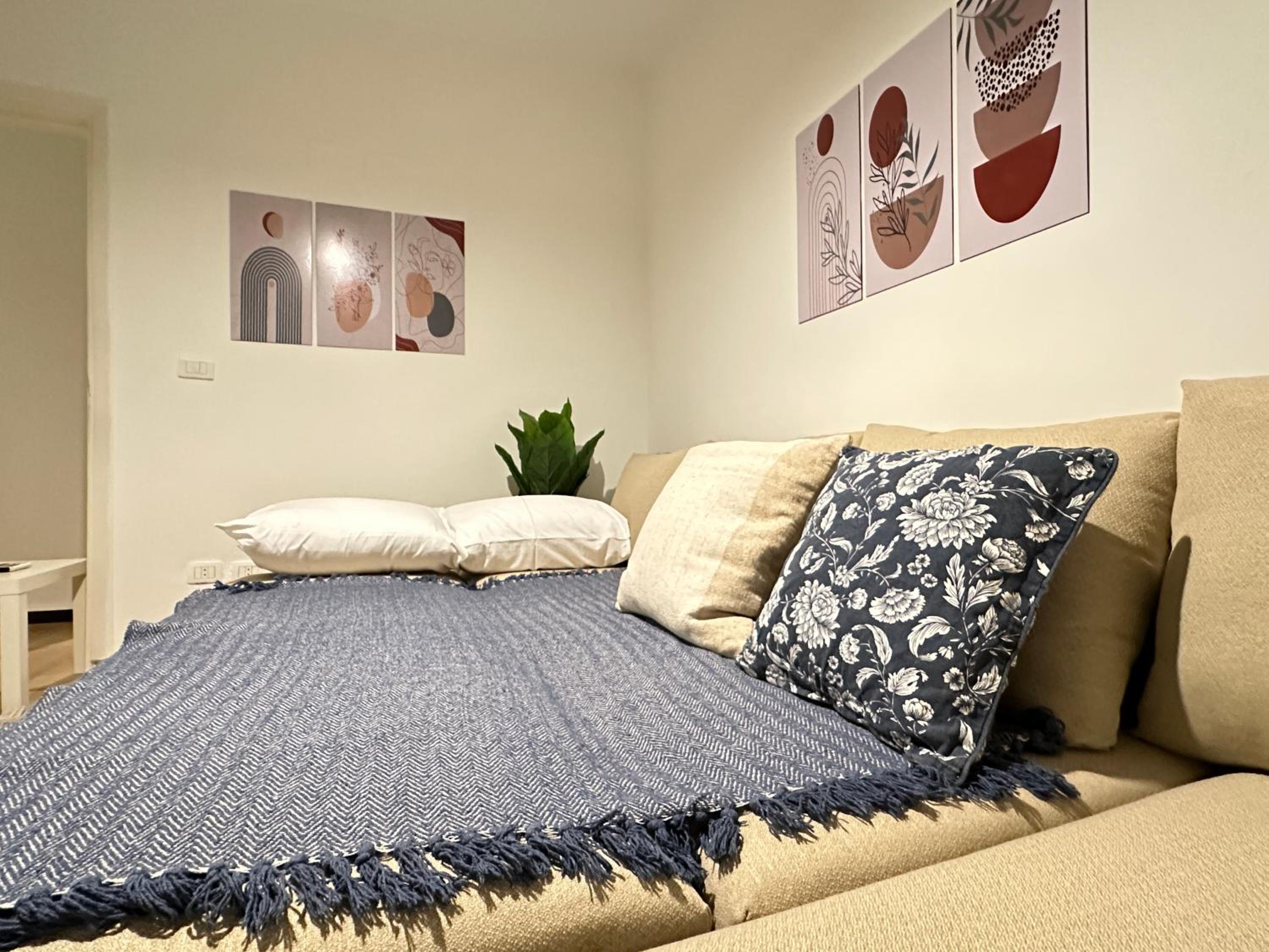 Renovated Spacious Apartment 3 Mins to Al-Rehab