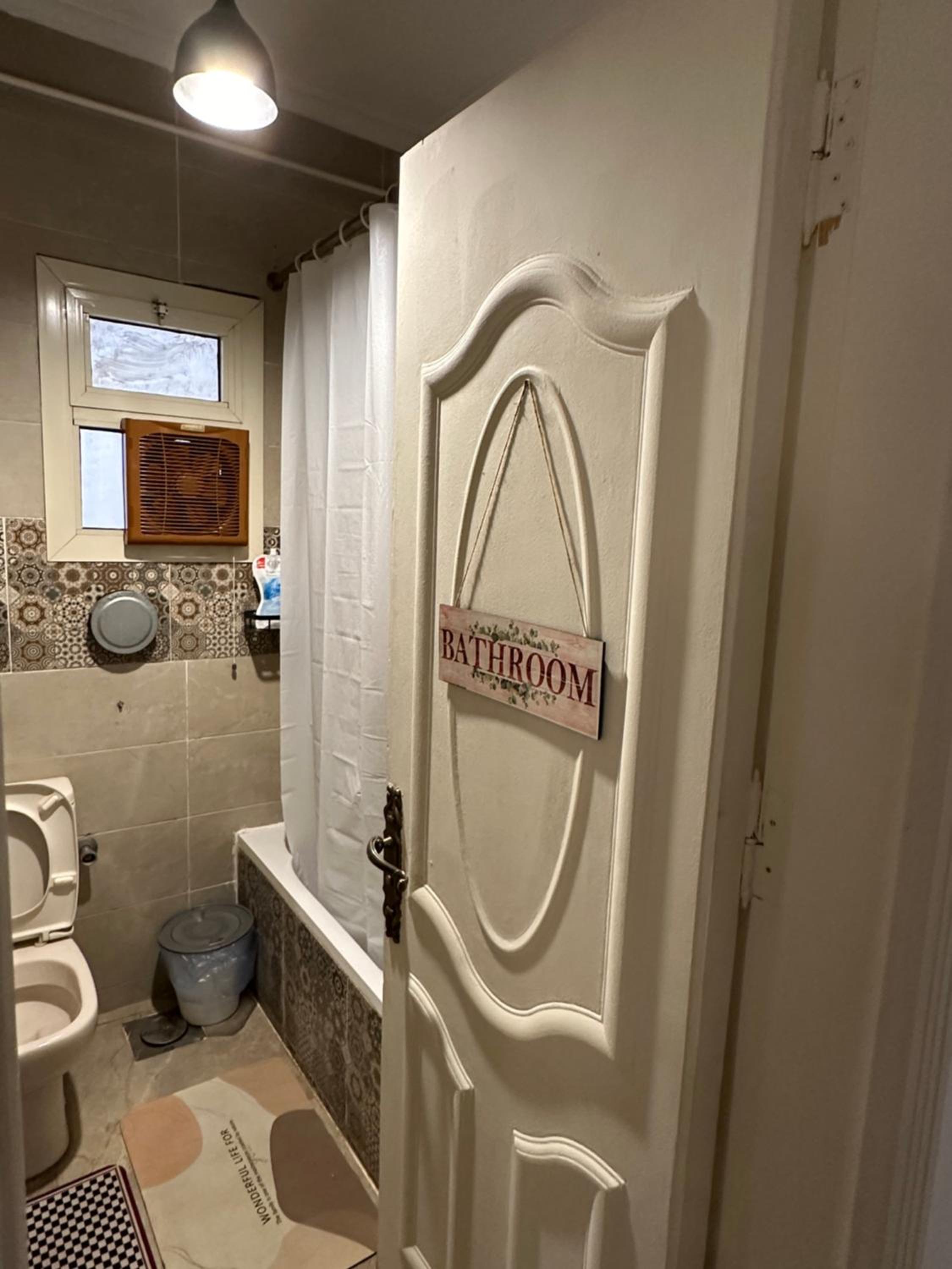 Renovated Spacious Apartment 3 Mins to Al-Rehab
